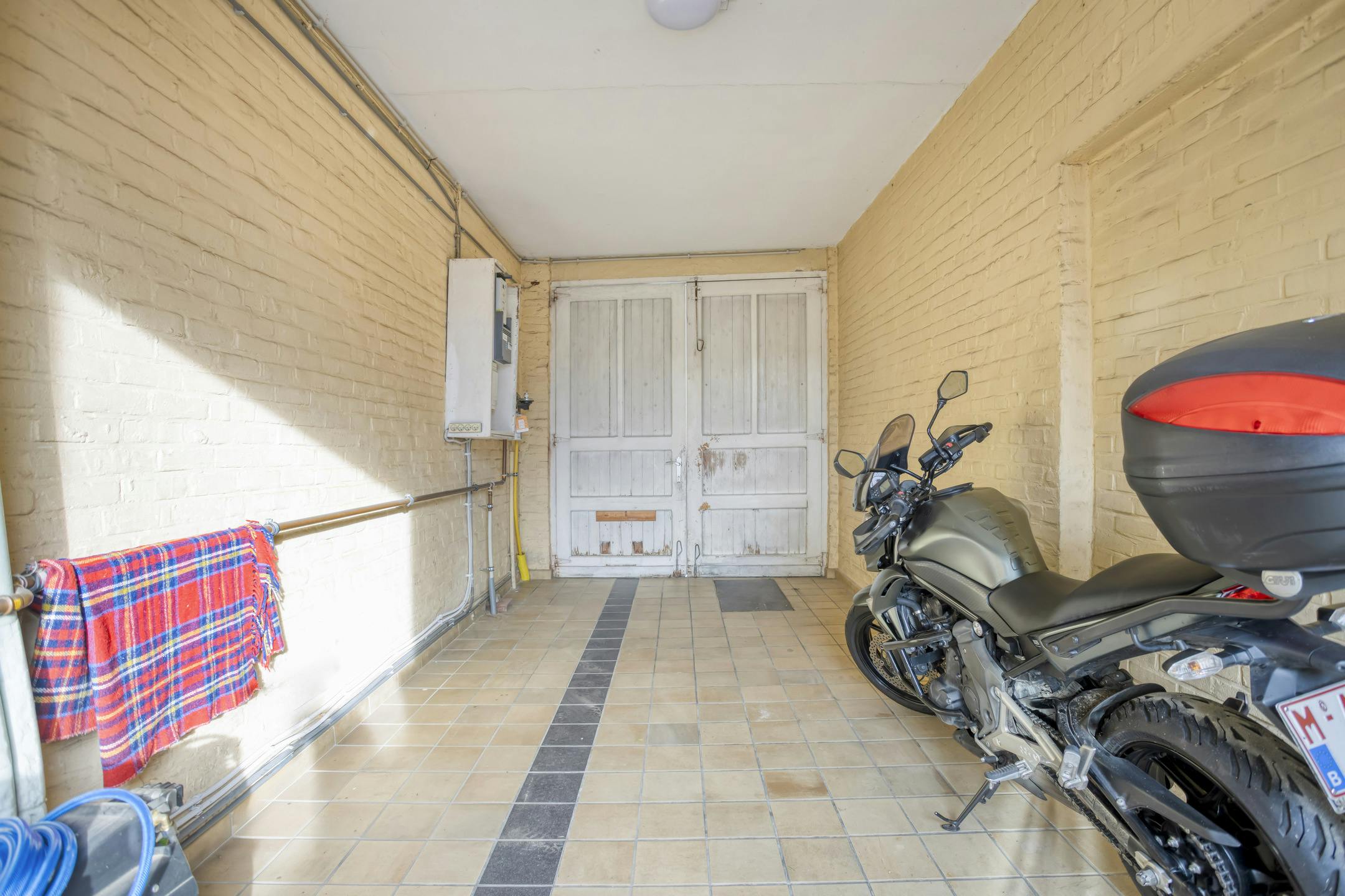 Riante, goed onderhouden woning te koop op verbindingsweg in Dilsen foto 13