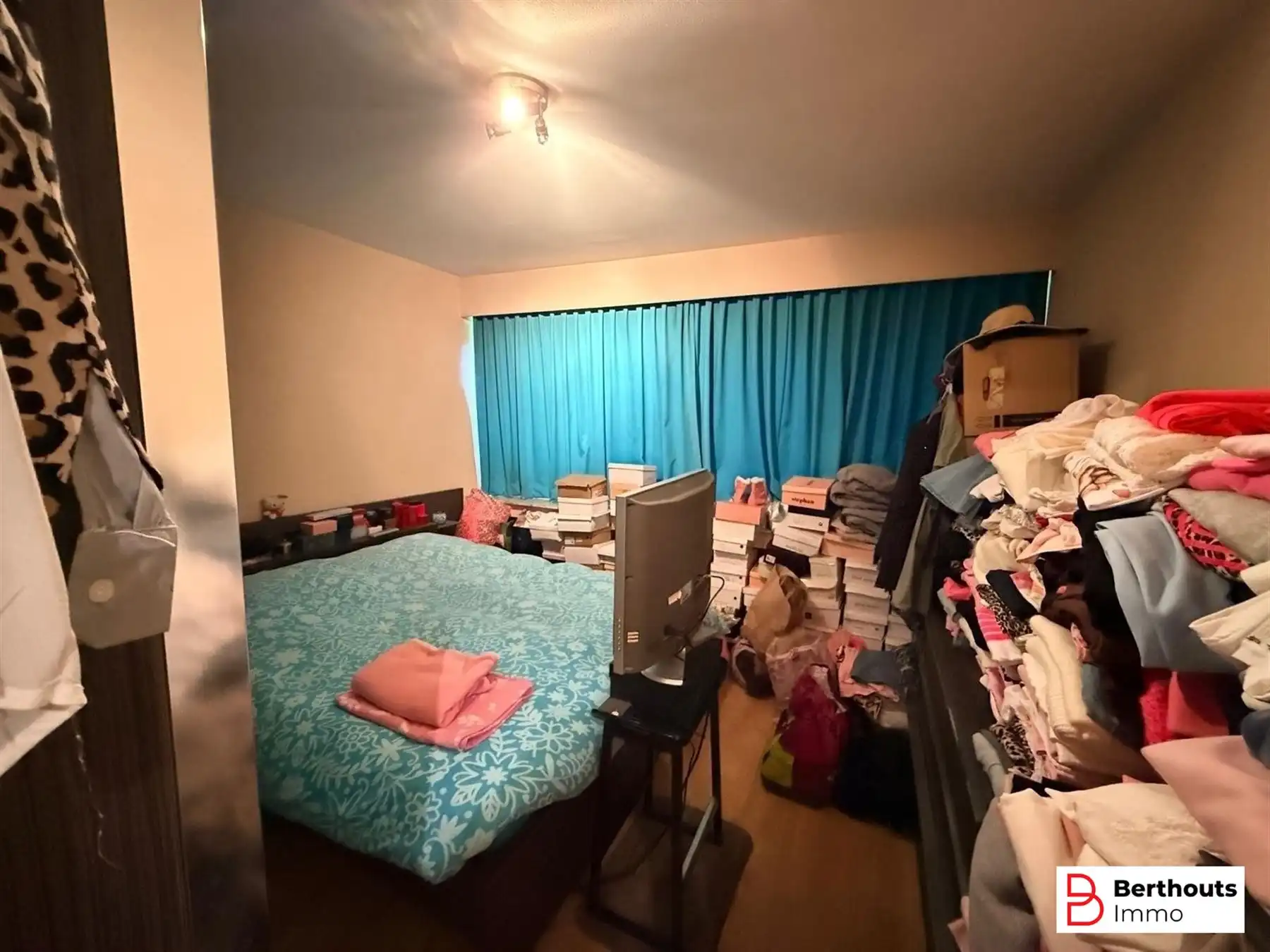 APPARTEMENT INCLUSIEF  ONDERGRONDSE STAANPLAATS foto 8