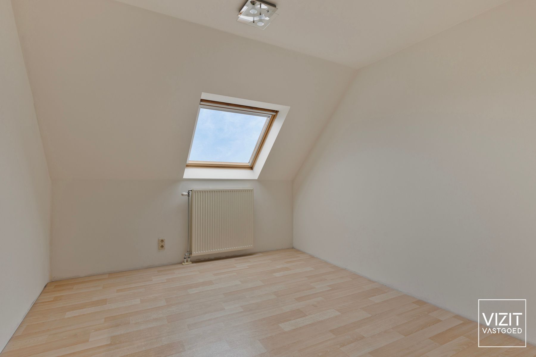 Instapklare woning te centrum Ninove!  foto 17