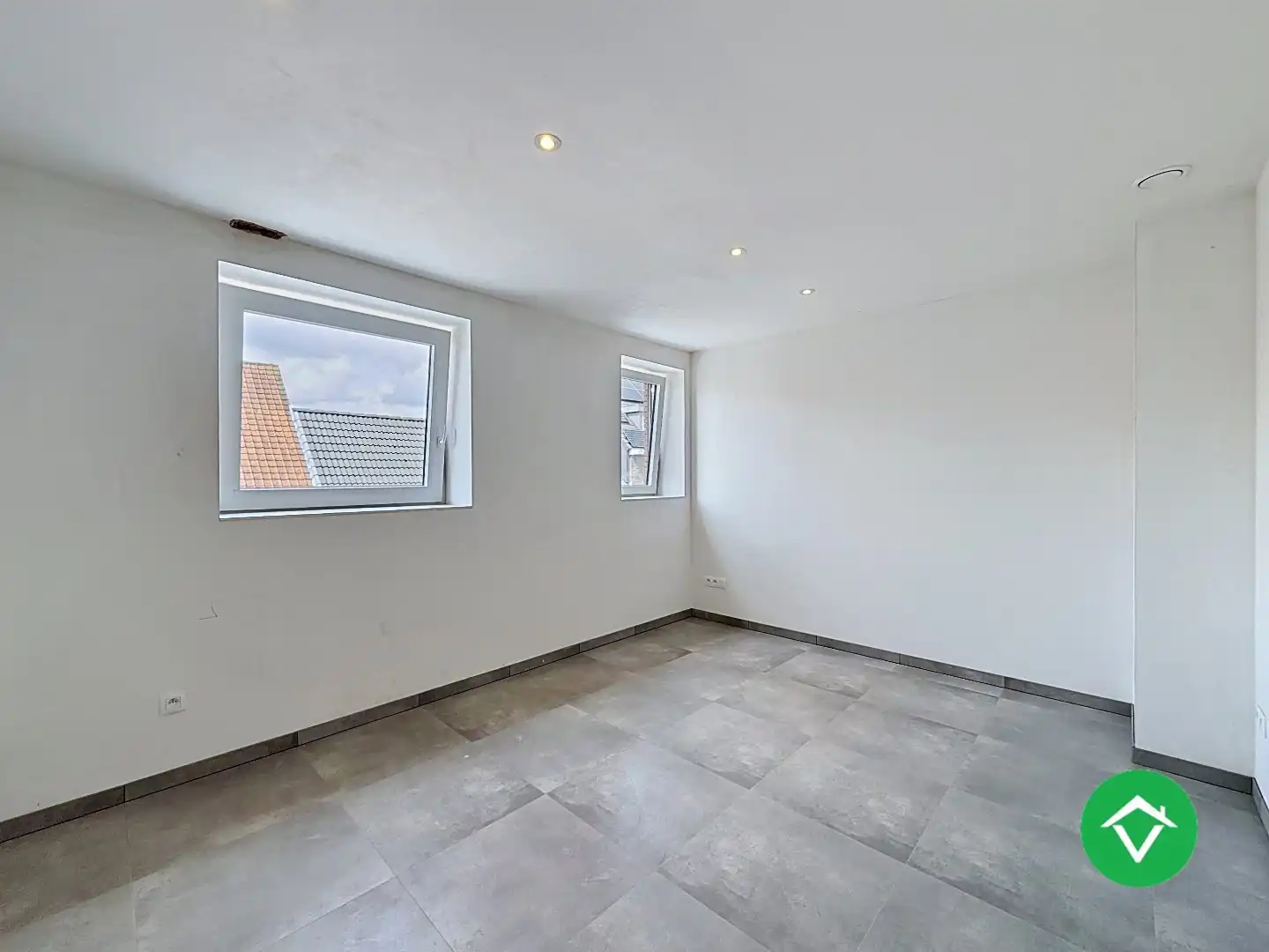 Centraal gelegen nieuwbouwwoning met 3 slaapkamers, tuin en overdekte autostaanplaats foto 22