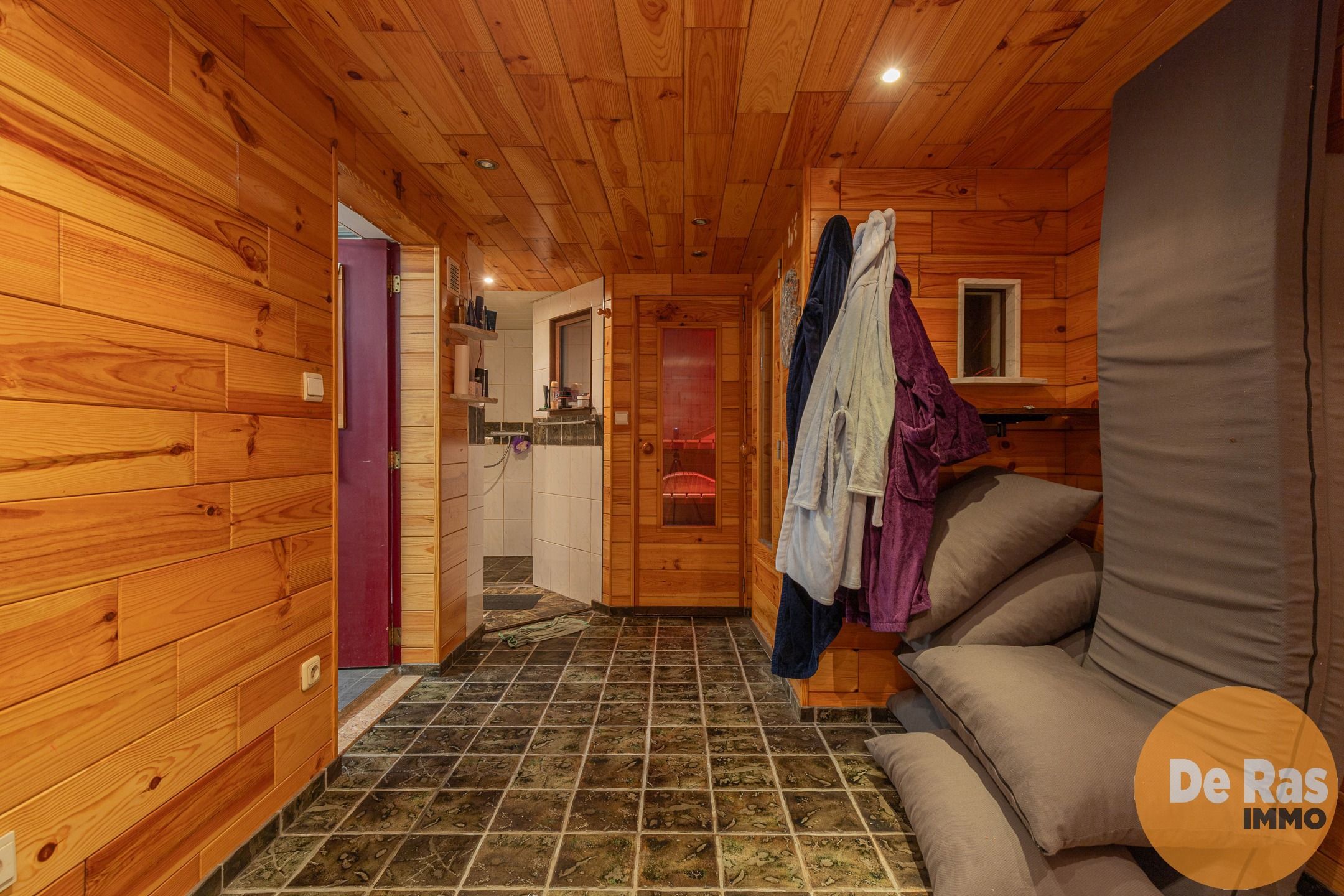 ERPE-MERE - Charmante halfopen woning met veel ruimte  foto 23