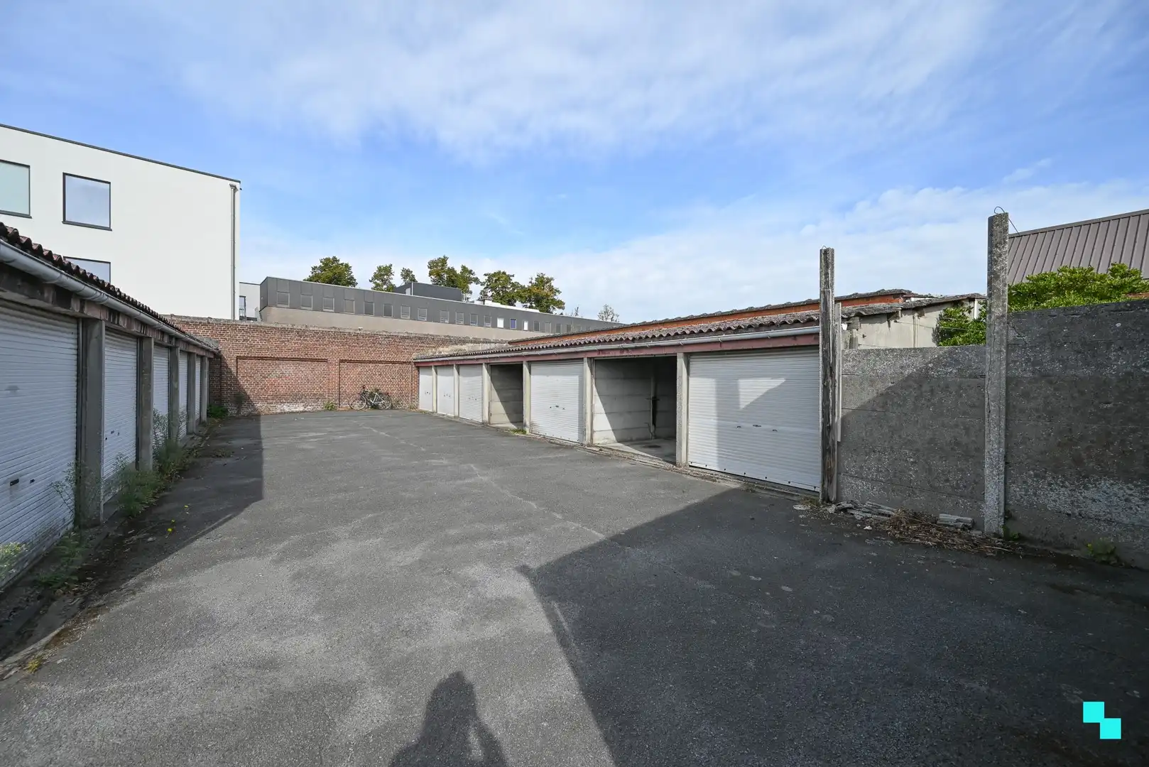 Garagecomplex (17 boxen) op gunstige locatie nabij Frunpark foto 5