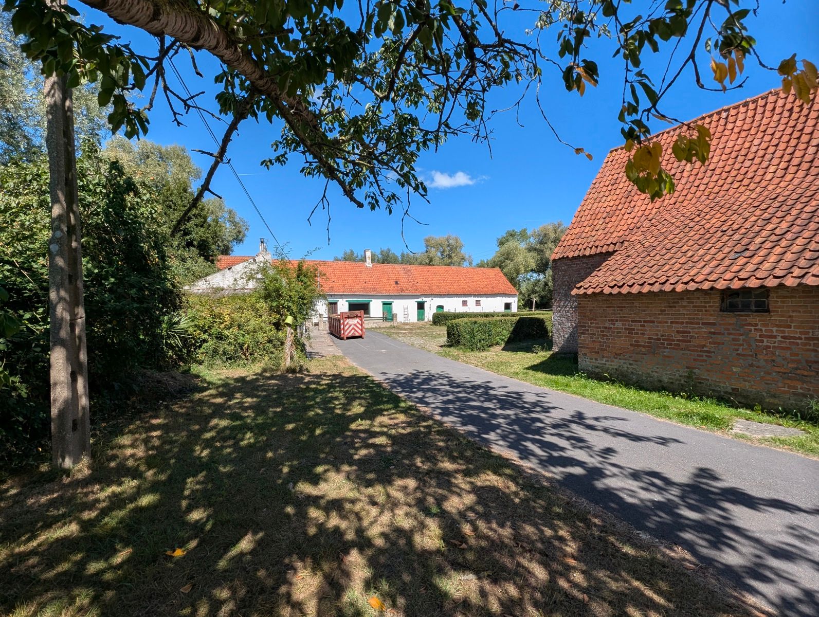 Hoofdfoto van de publicatie: Authentieke hoeve te koop , Adinkerke