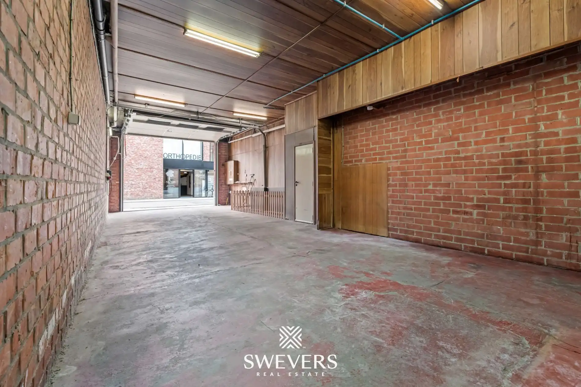 223 m² woonruimte met uitzonderlijke garage van ca. 100 m² nabij centrum foto 18