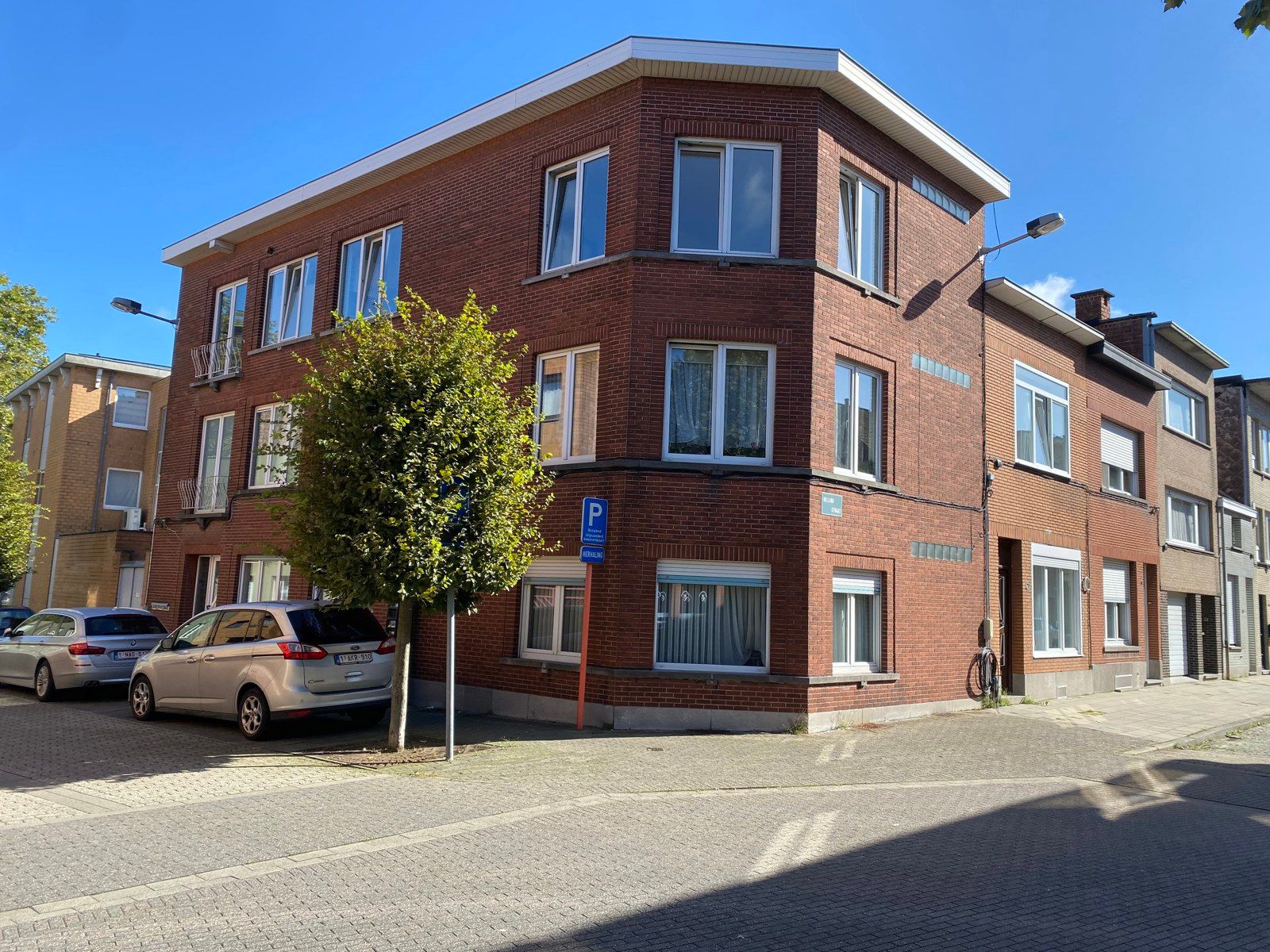 Hoofdfoto van de publicatie: Opbrengstpand met 3 appartementen in centrum Vilvoorde