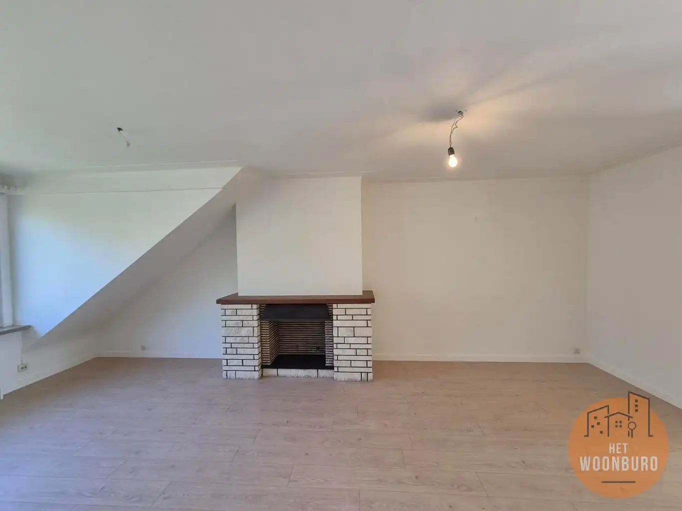 Appartement 2e verd. met 2 slpks, kelder en autostaanplaats foto 7