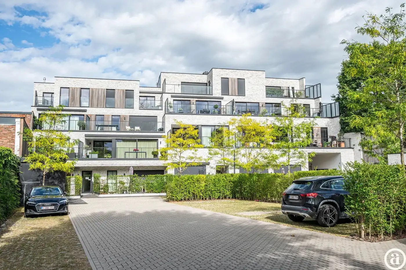 Recent appartement met groot terras, centrum Waregem [Stationsstraat]. foto 7