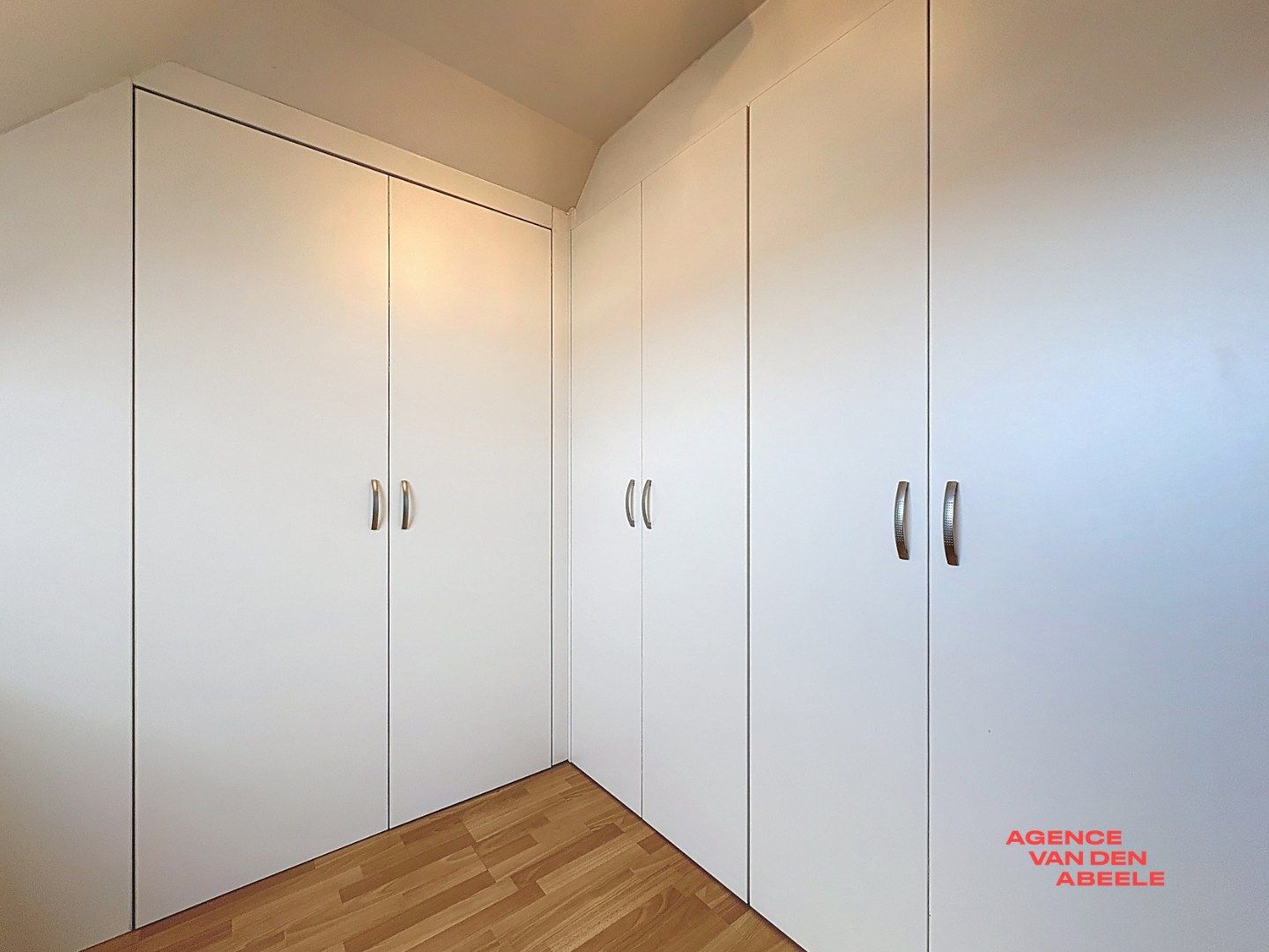 Ruim duplexappartement met prachtig terras foto 25