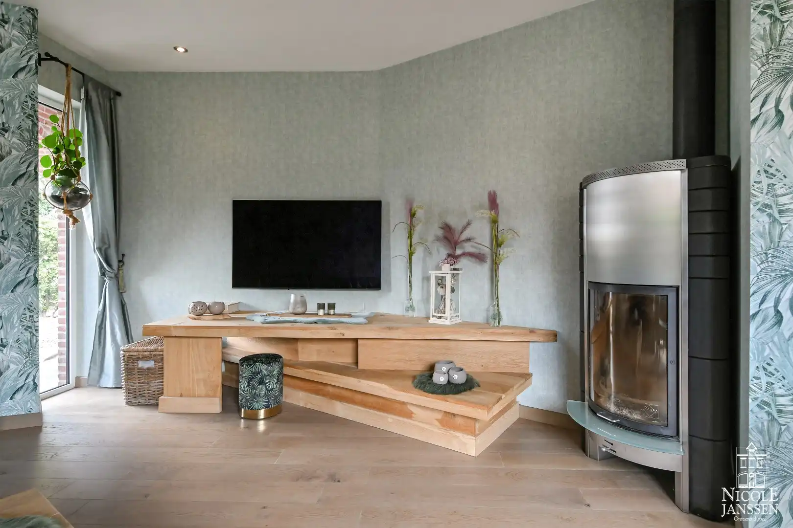 Instapklare gezinswoning met vier slaapkamers en zwembad foto 7