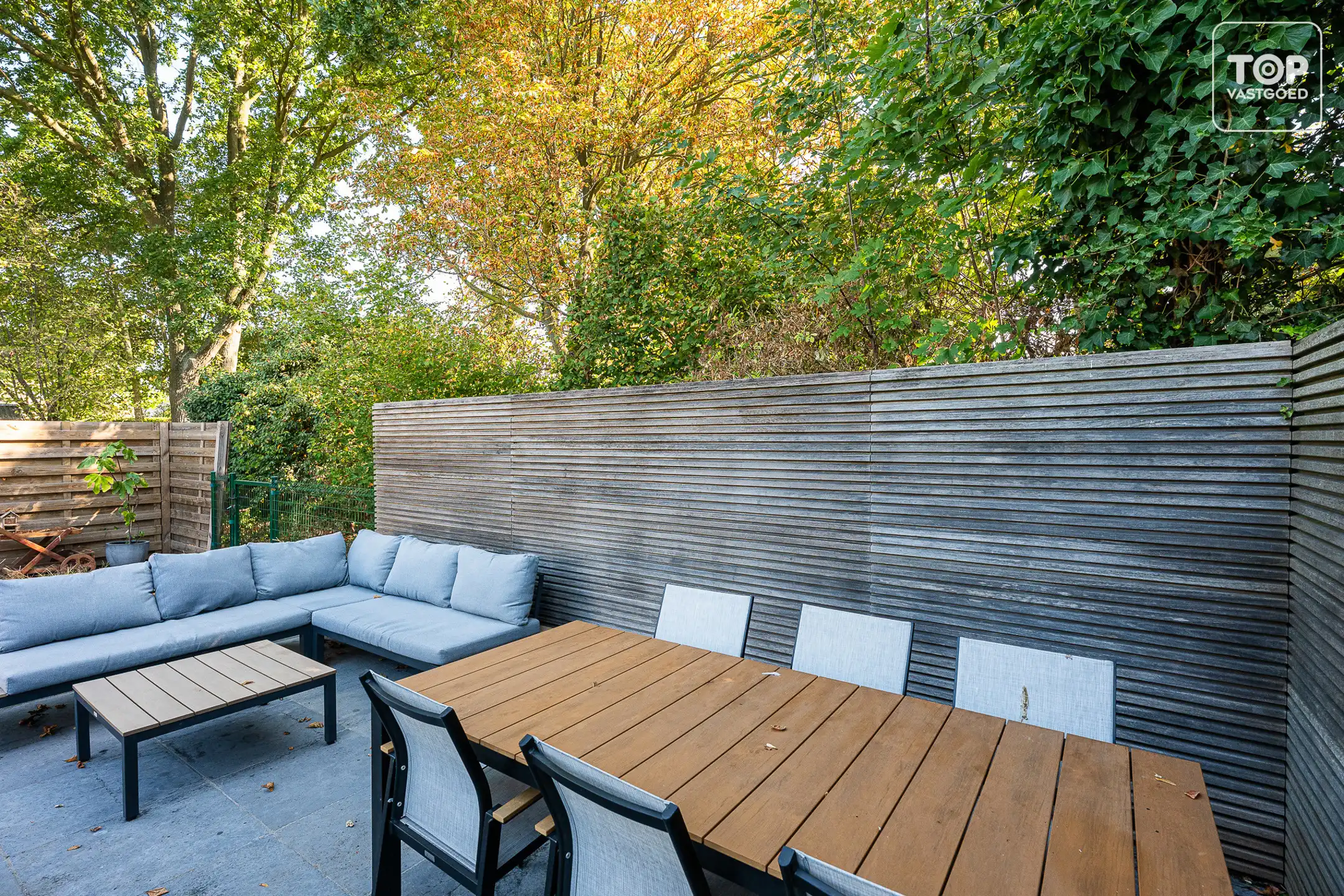 Gerenoveerde woning in een rustige buurt foto 27