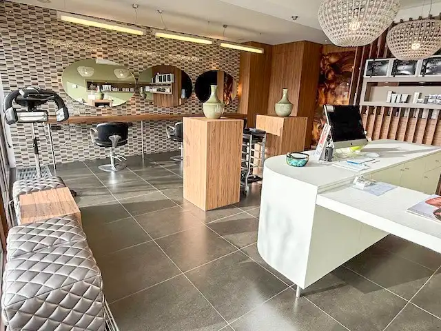 Multifunctioneel handelspand 74m² foto 3