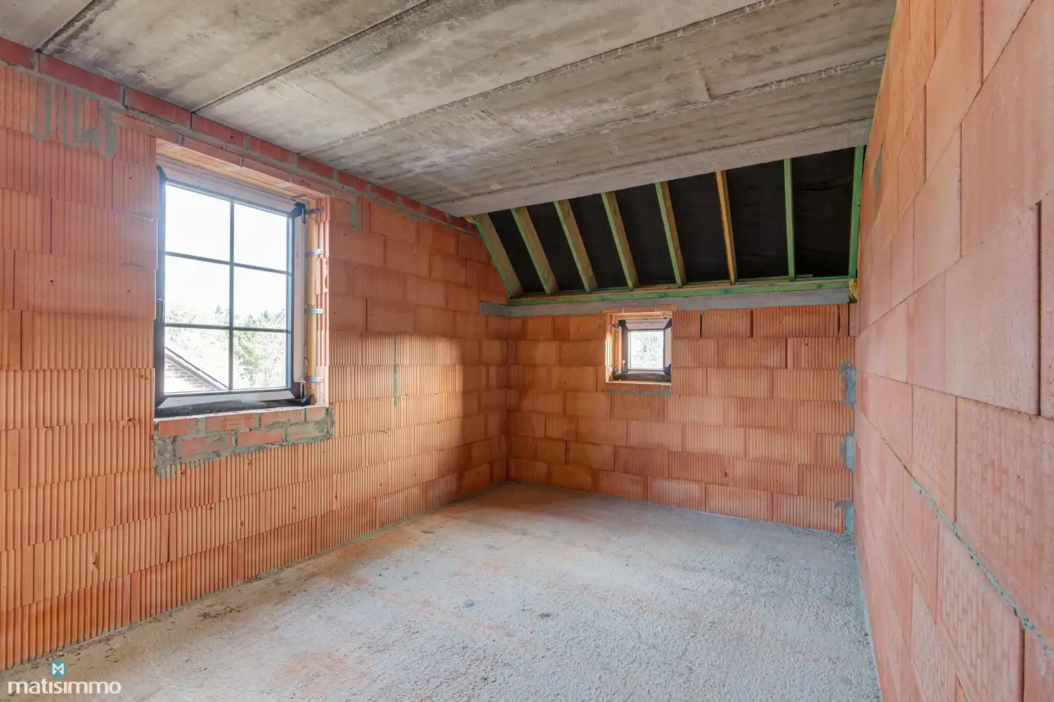 RUSTIG GELEGEN CASCO NIEUWBOUWWONING NABIJ HET GROEN TE OUDSBERGEN foto 16