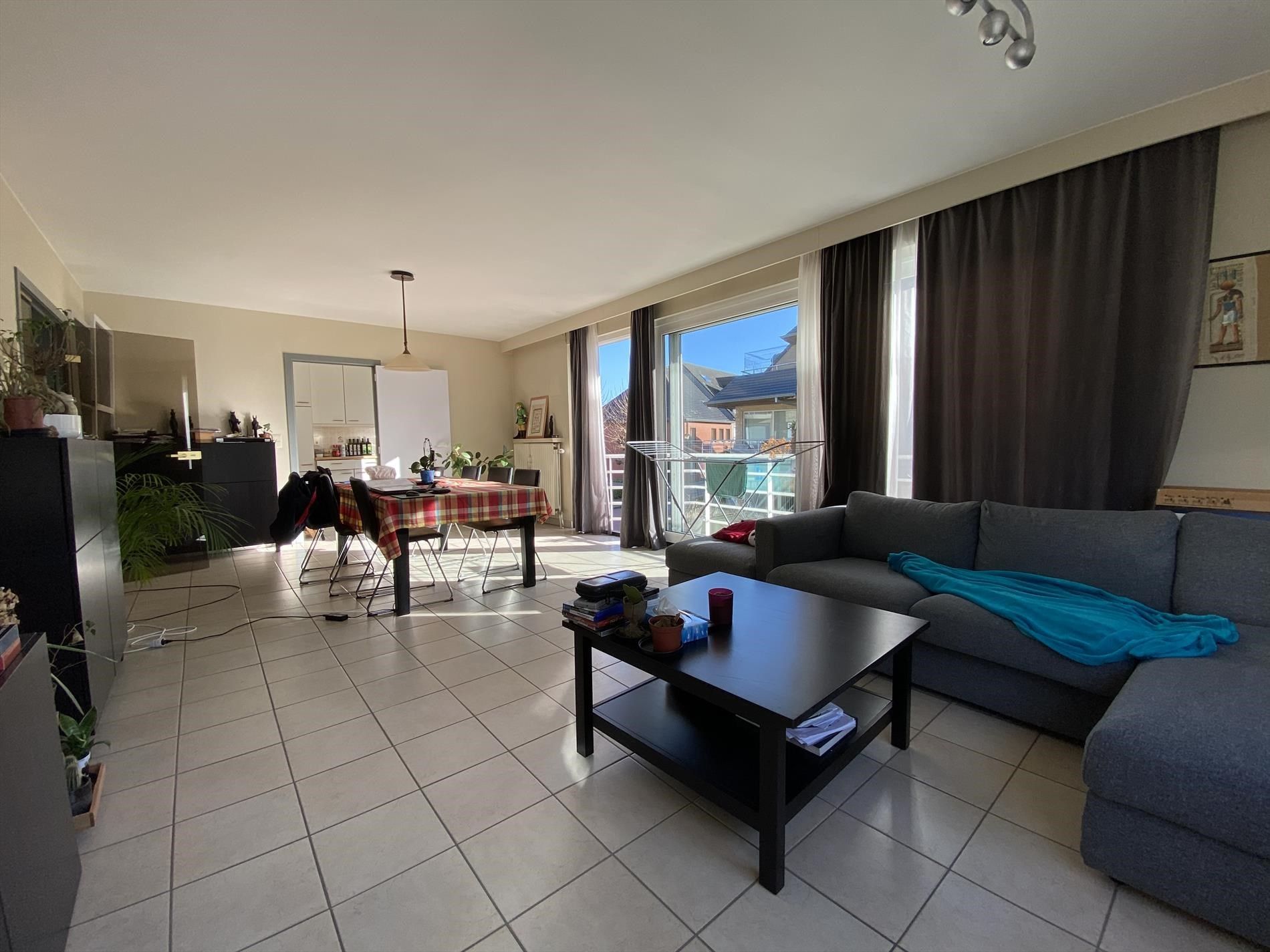 Appartement met 2 slaapkamers en 2 terrassen te Koekelare  foto 4