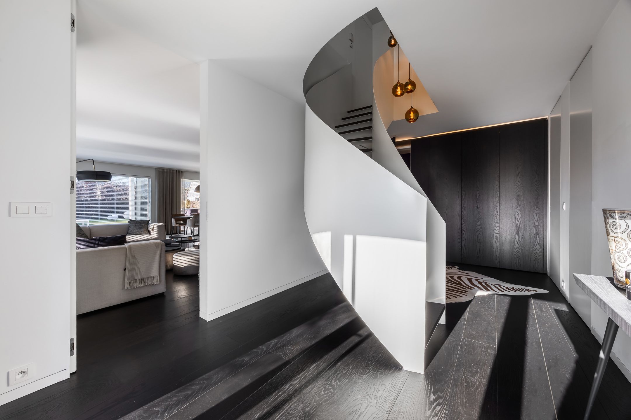 LUXE GERENOVEERDE VILLA, 4 slpk, 3 bdks, zwembad + poolhouse foto 9