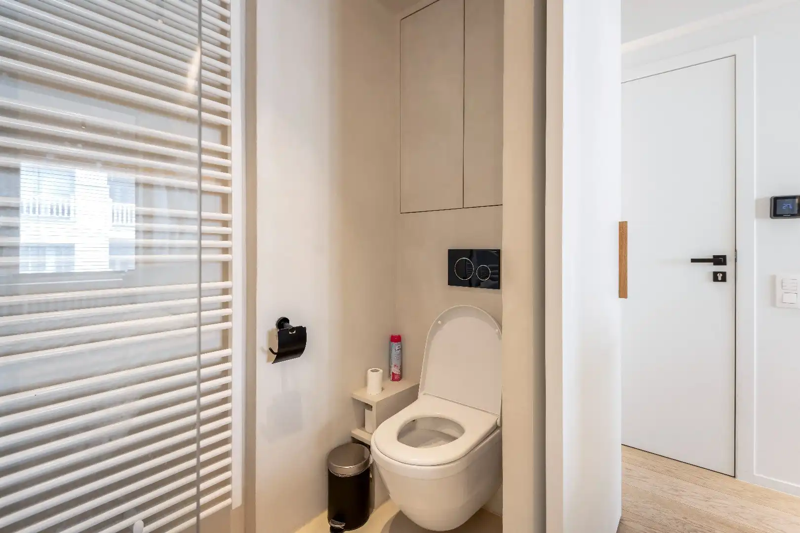 Instapklare studio centraal gelegen op wandelafstand van de Lippenslaan en de Dumortierlaan. foto 7