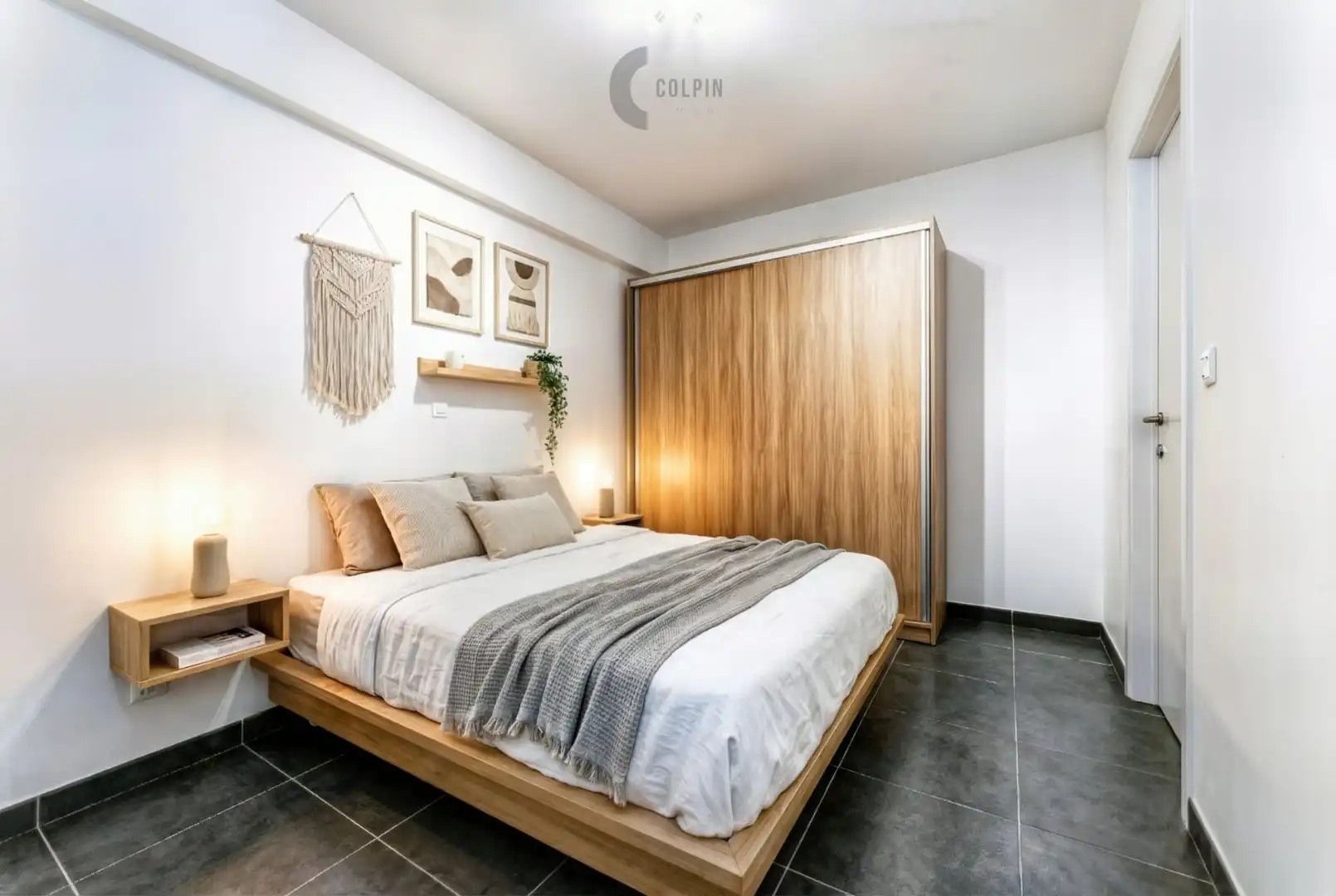 Instapklaar appartement vlakbij het Heldenplein met terrassen en zijdelings zeezicht. foto 5