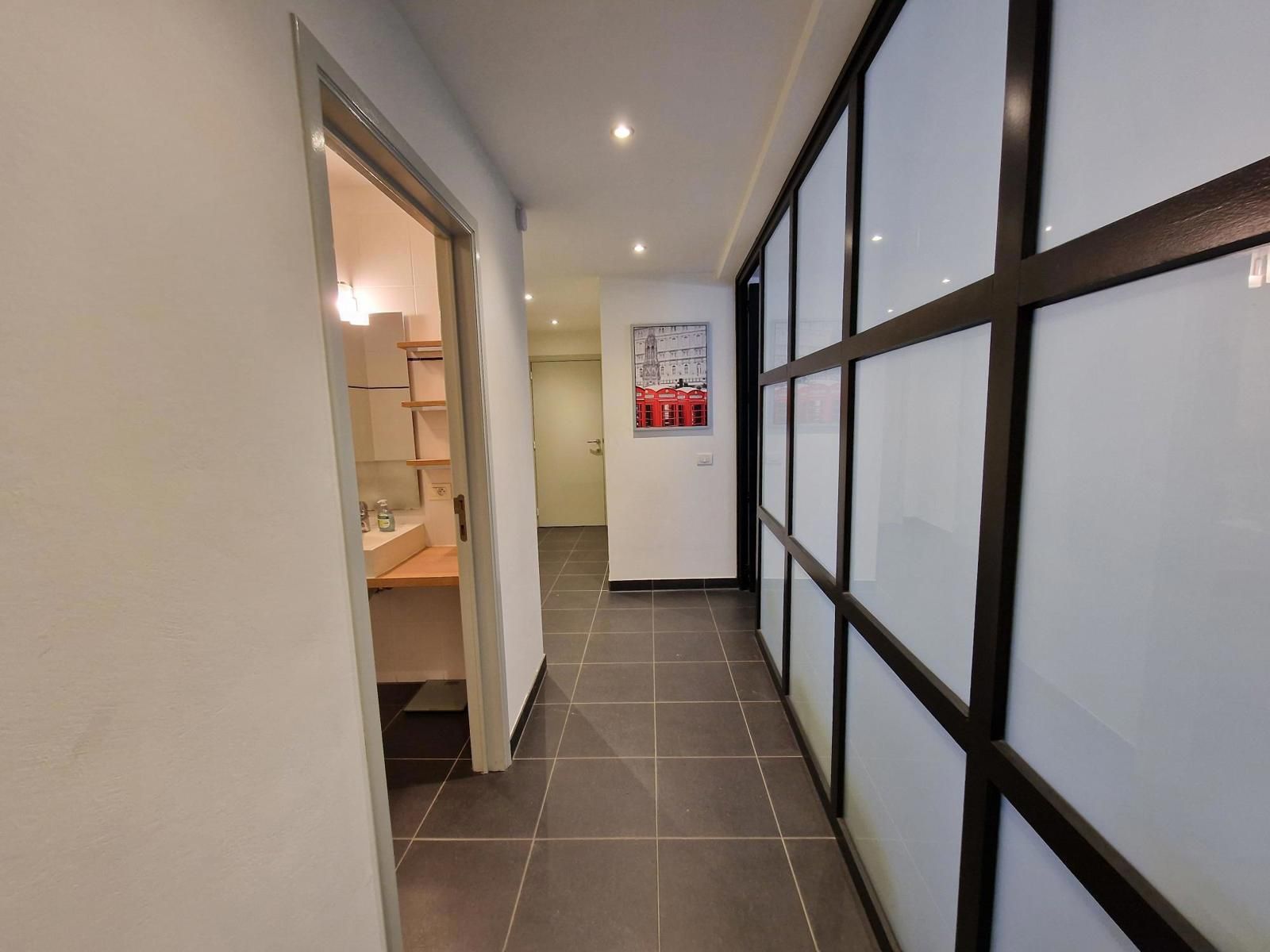 Appartement met groot terras en garage op Boulevard te Mol foto 29