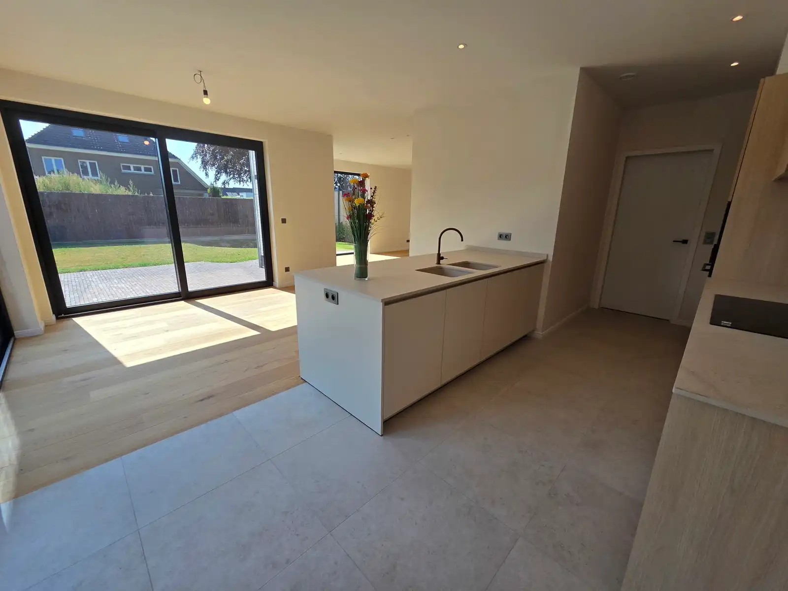 Luxe nieuwbouwvilla! foto 14