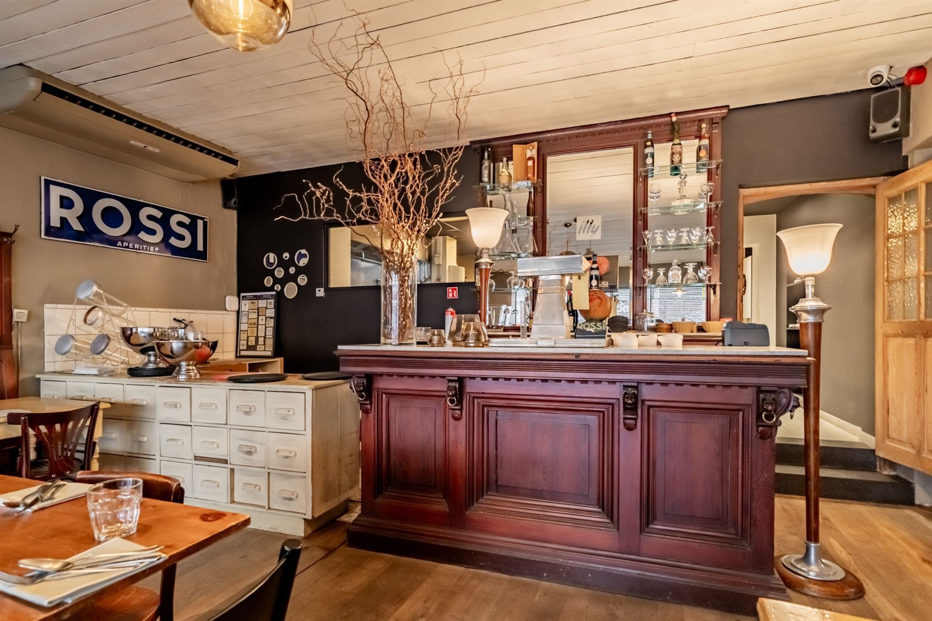 GEMENGD OPBRENGSTEIGENDOM MET HORECA - APPARTEMENTEN EN BUSINESSFLATS foto 20