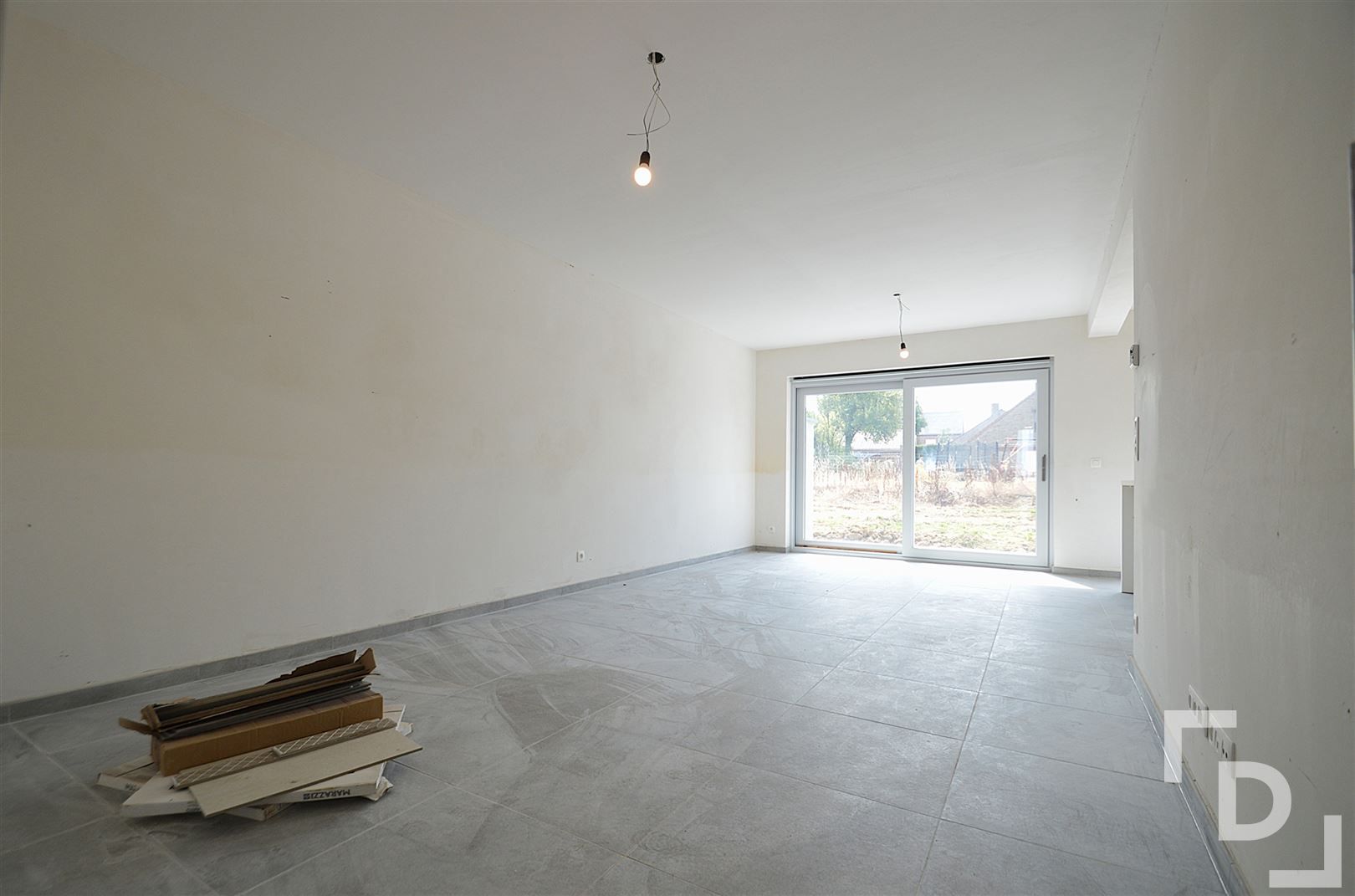 Nieuwbouwwoning met carport te huur in Wijtschate. foto 3