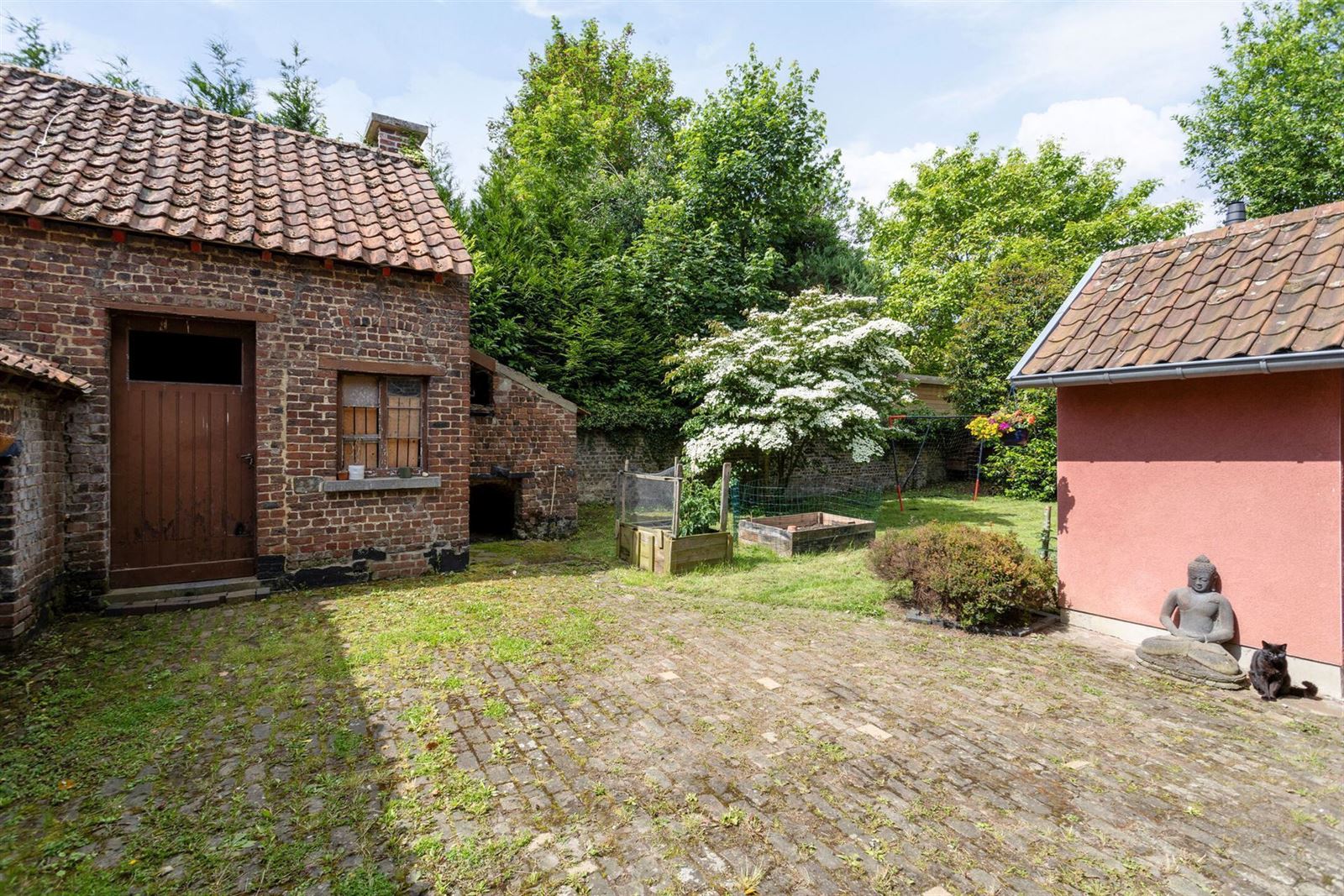 Gezellige ruime woning met 5 slaapkamers en 2 badkamers  foto 31