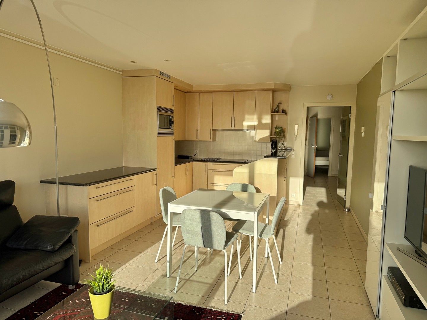 TE HUUR - Nieuwpoort-Bad: Appartement met 2 slaapkamers en open zicht foto 2