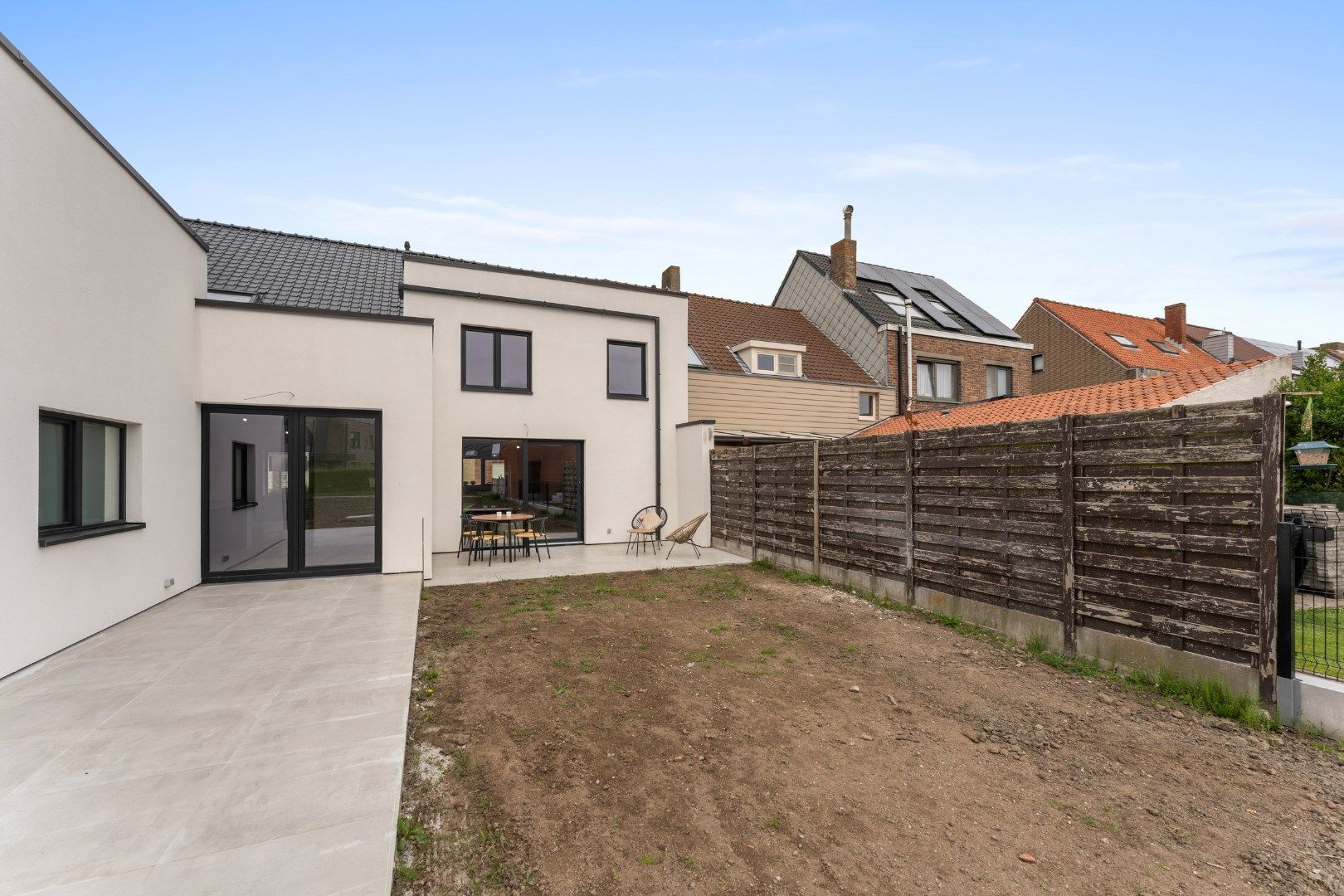 Instapklare, stijlvol gerenoveerde rijwoning in het hart van Bredene-Dorp foto 19