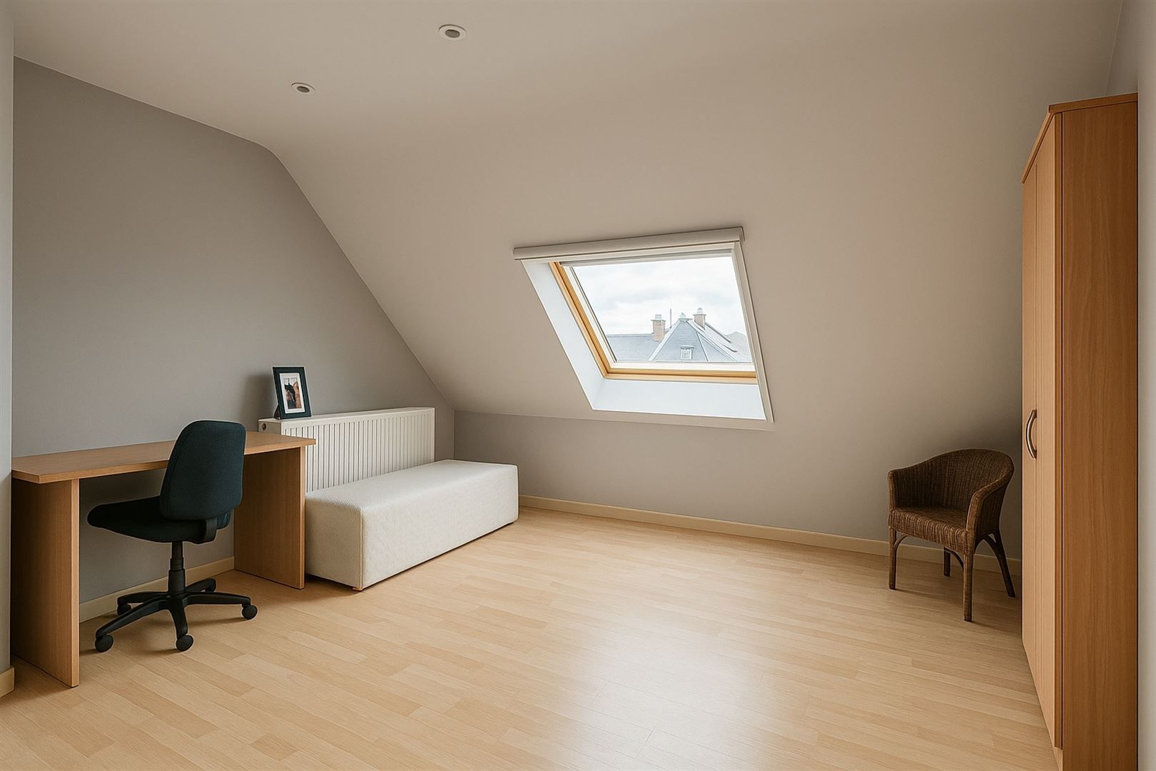 Uniek kantoorgebouw met duplex appartement te koop foto 23