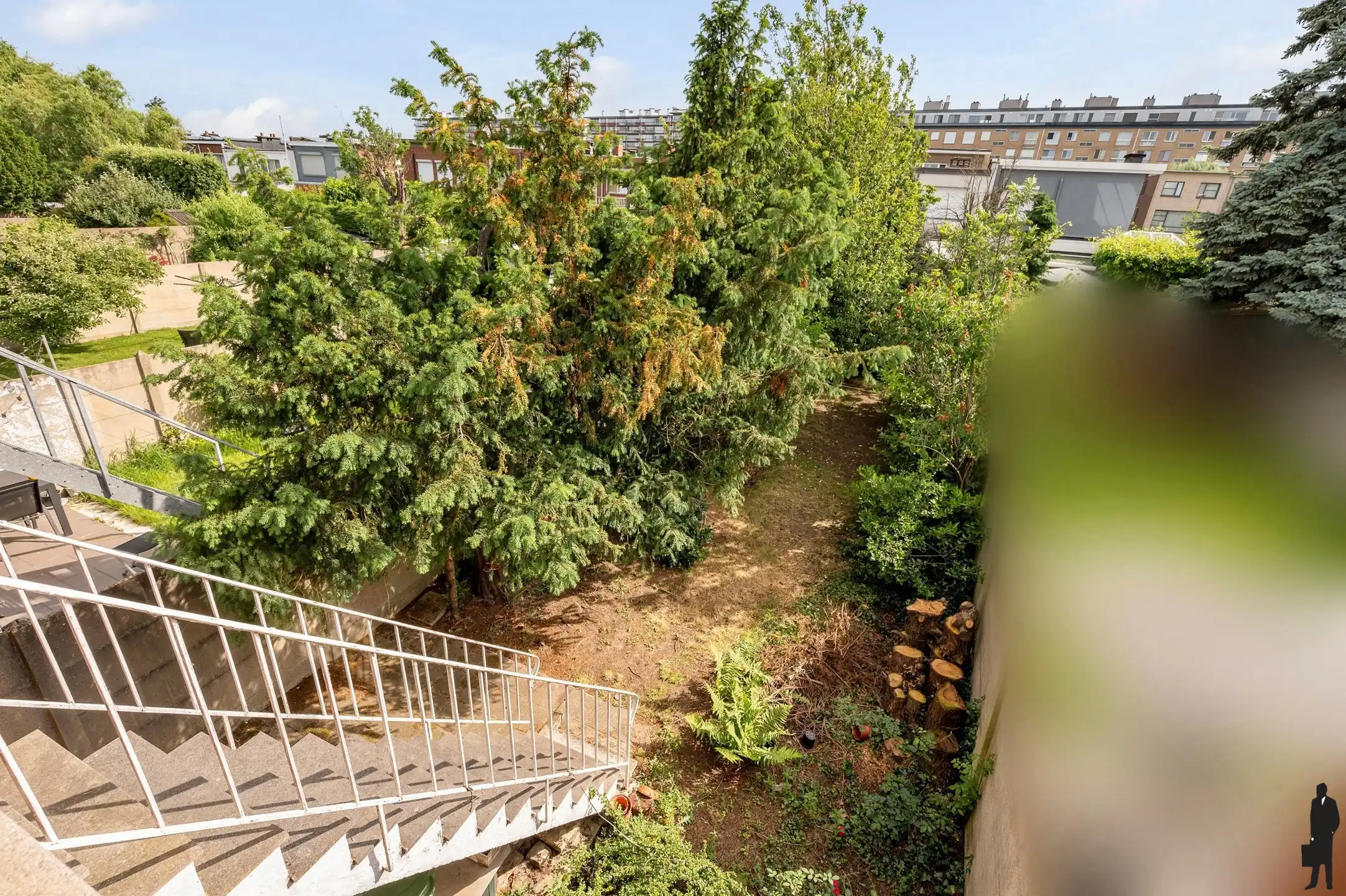 Te renoveren woning met garage én tuin foto 17