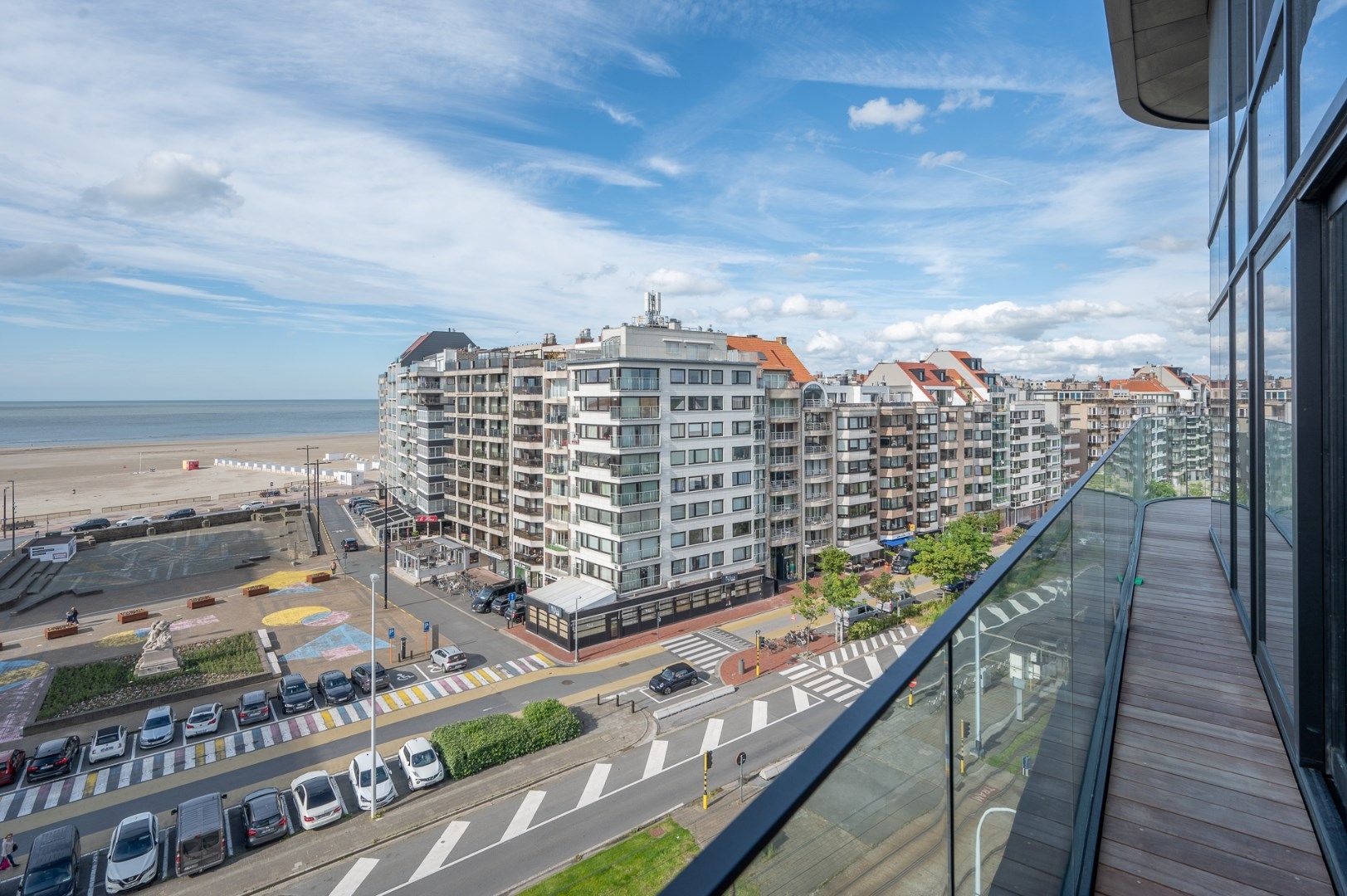 Heldentoren - Duplex genietend van een panoramisch zicht op de kust foto 6