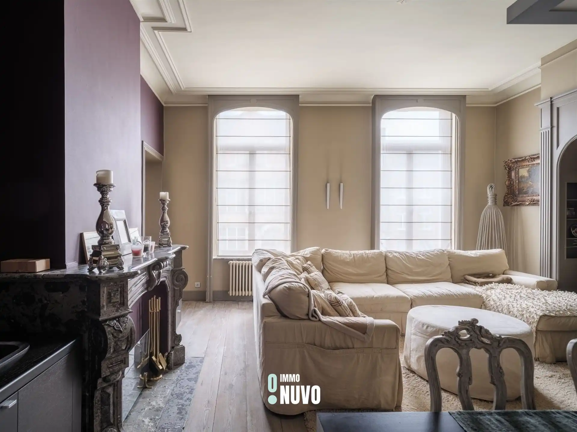 Exclusief herenhuis met handelspand op toplocatie te Aalst. foto 4