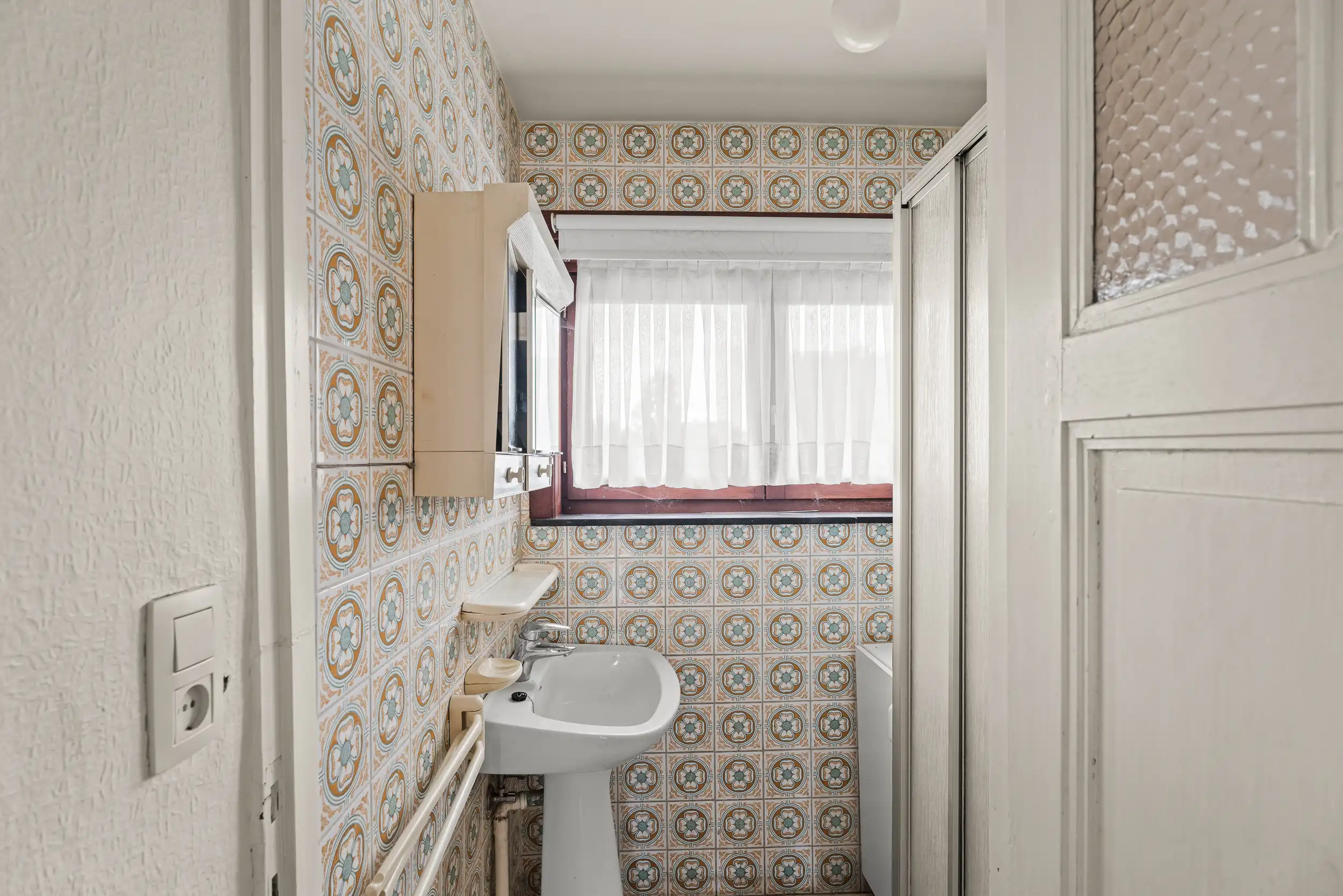 Gezinswoning met 3 slaapkamers en potentieel! foto 11