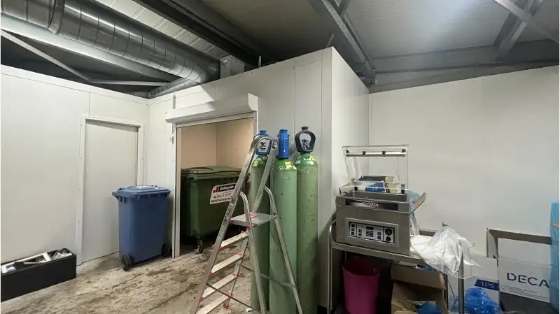 Ruim handelspand te huur in de Maalse Steenweg in Sint-Kruis Brugge foto 6