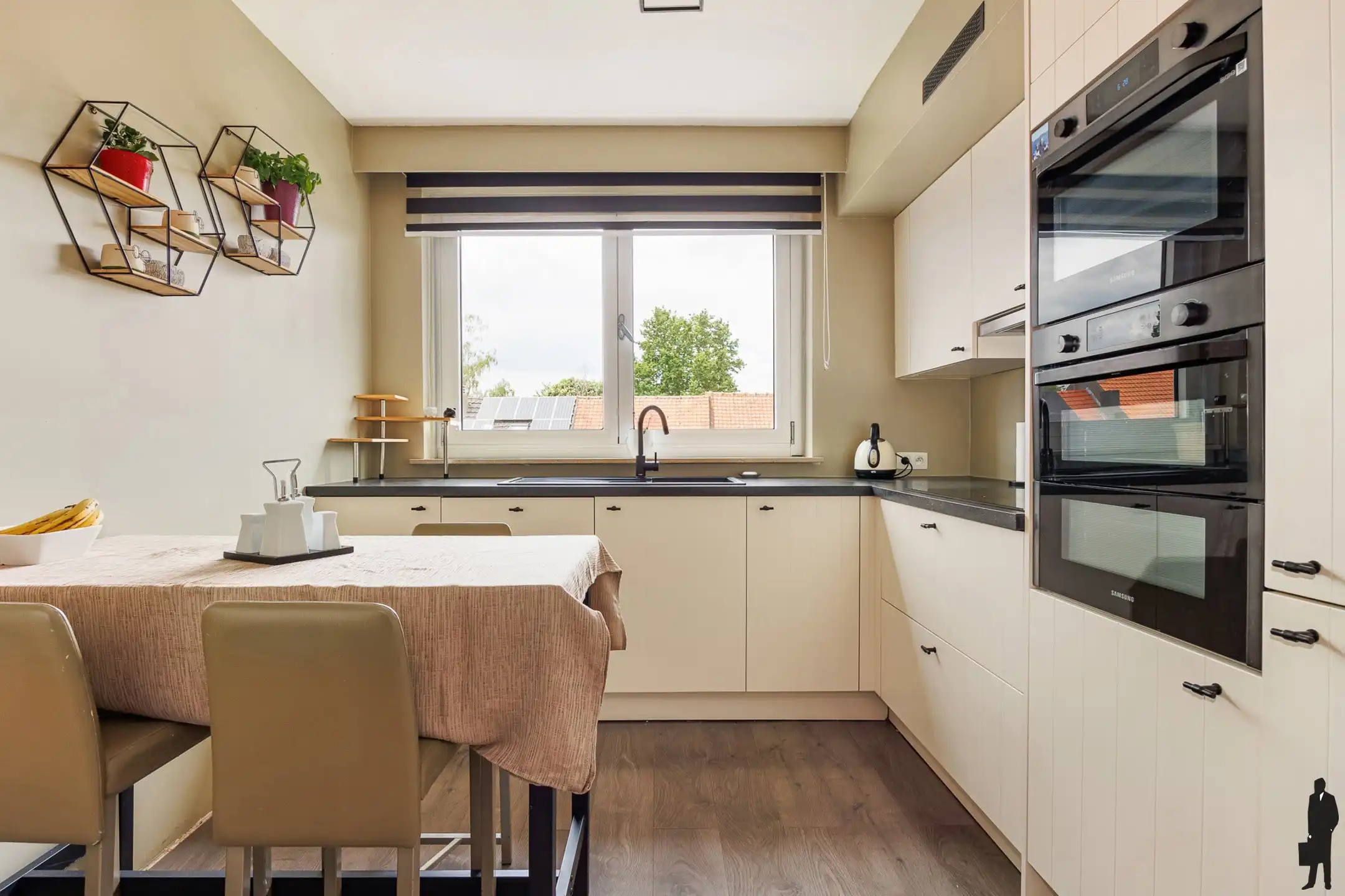 Appartement op zeer gunstige ligging met 3 slpk en garagebox foto 7
