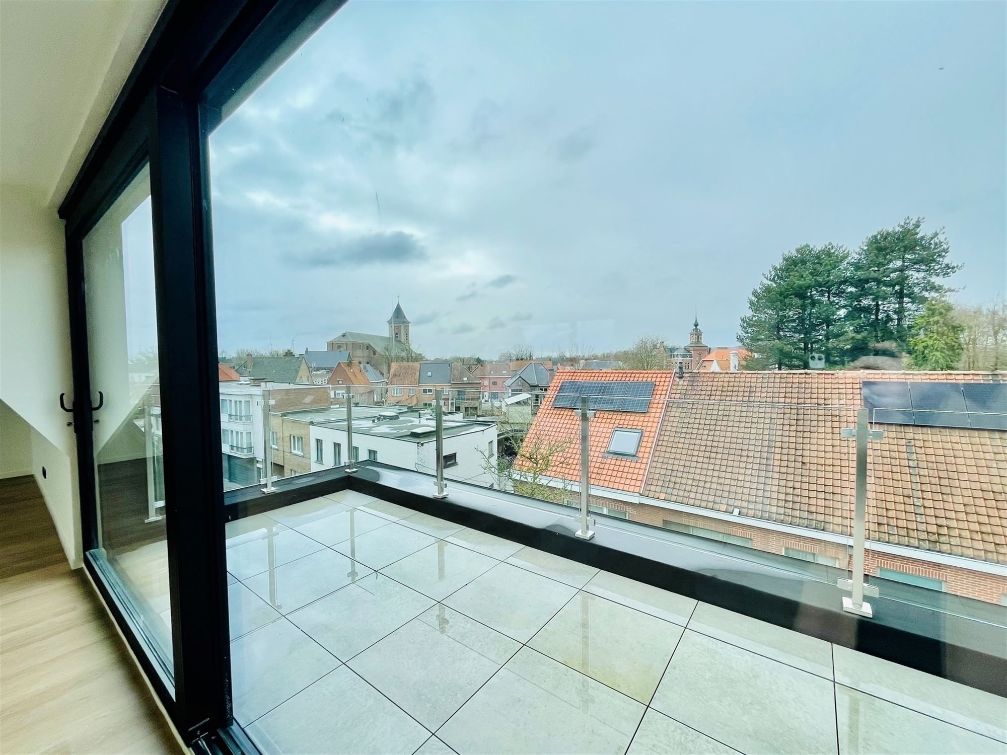 Energiezuinig penthouse van 145m² met 3 slpk, 2 terrassen, 2 badkamers en subliem zicht foto 7