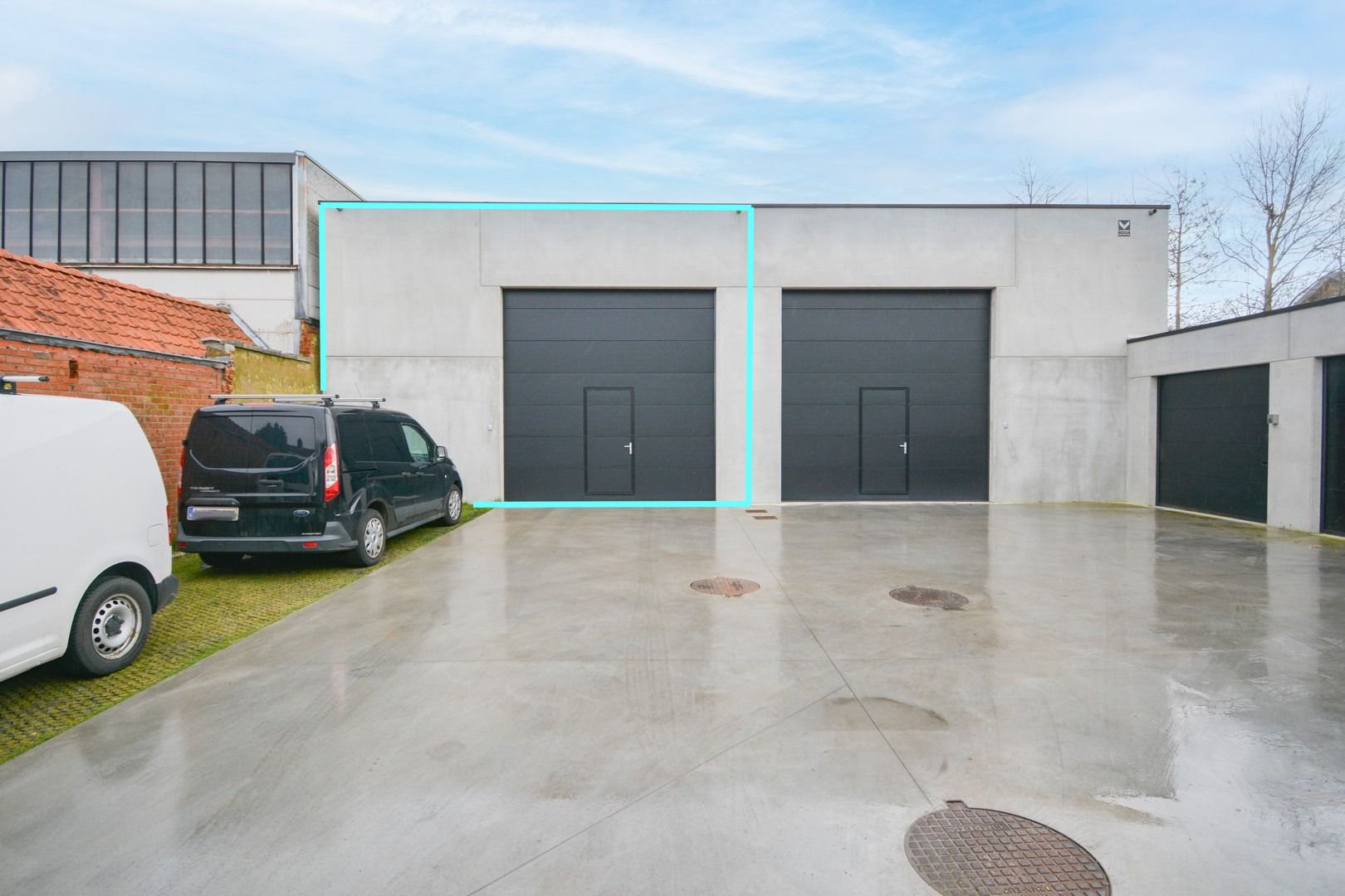 nieuwbouw KMO-unit van ca. 225 m² te Izegem foto 1