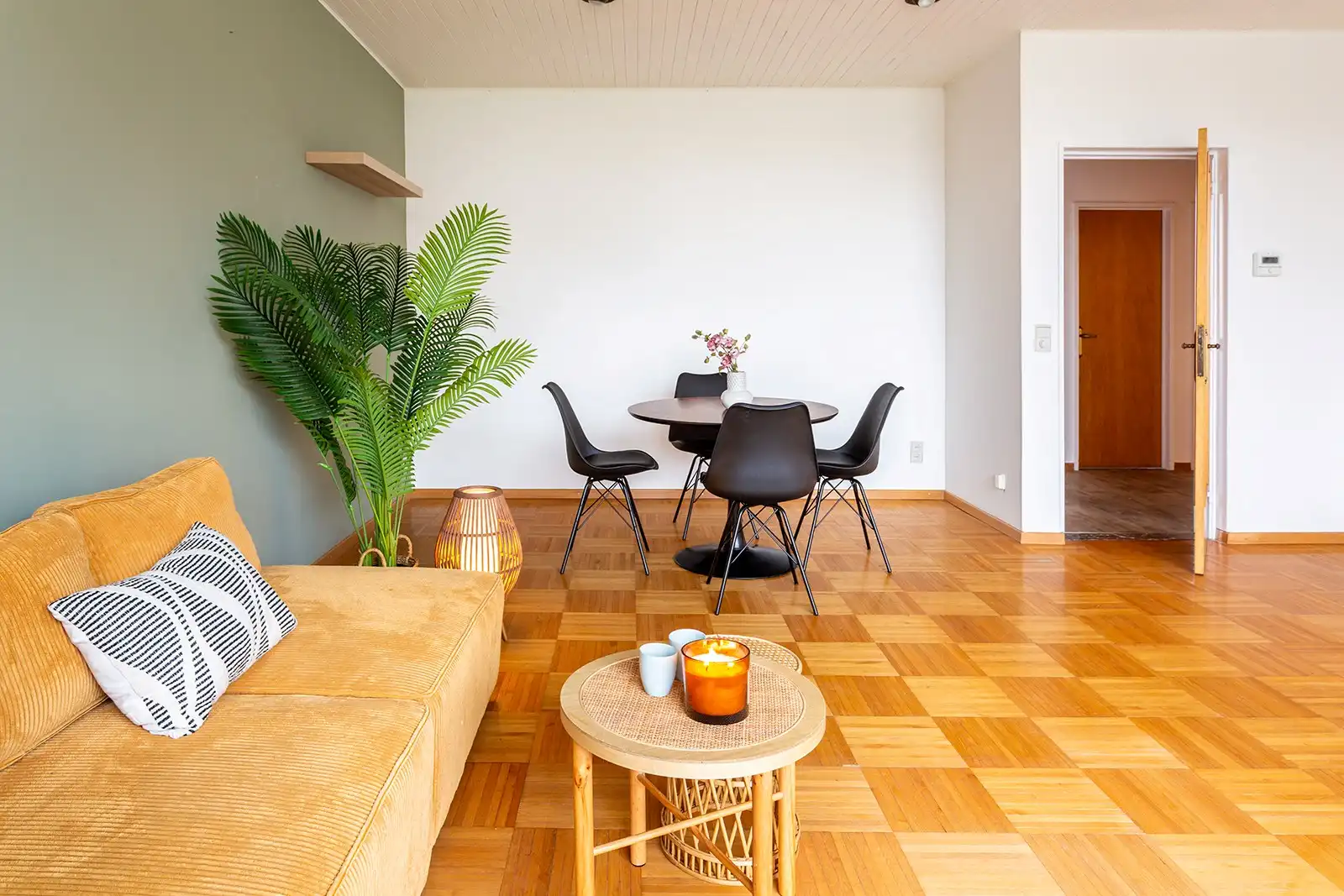 Ruim appartement met 3 slaapkamers en 2 terrassen foto 12