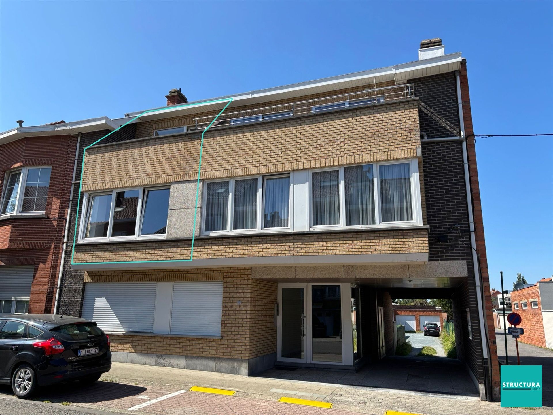 Appartement met 2 ruimte kamers en garage nabij Wemmel centrum foto {{pictureIndex}}