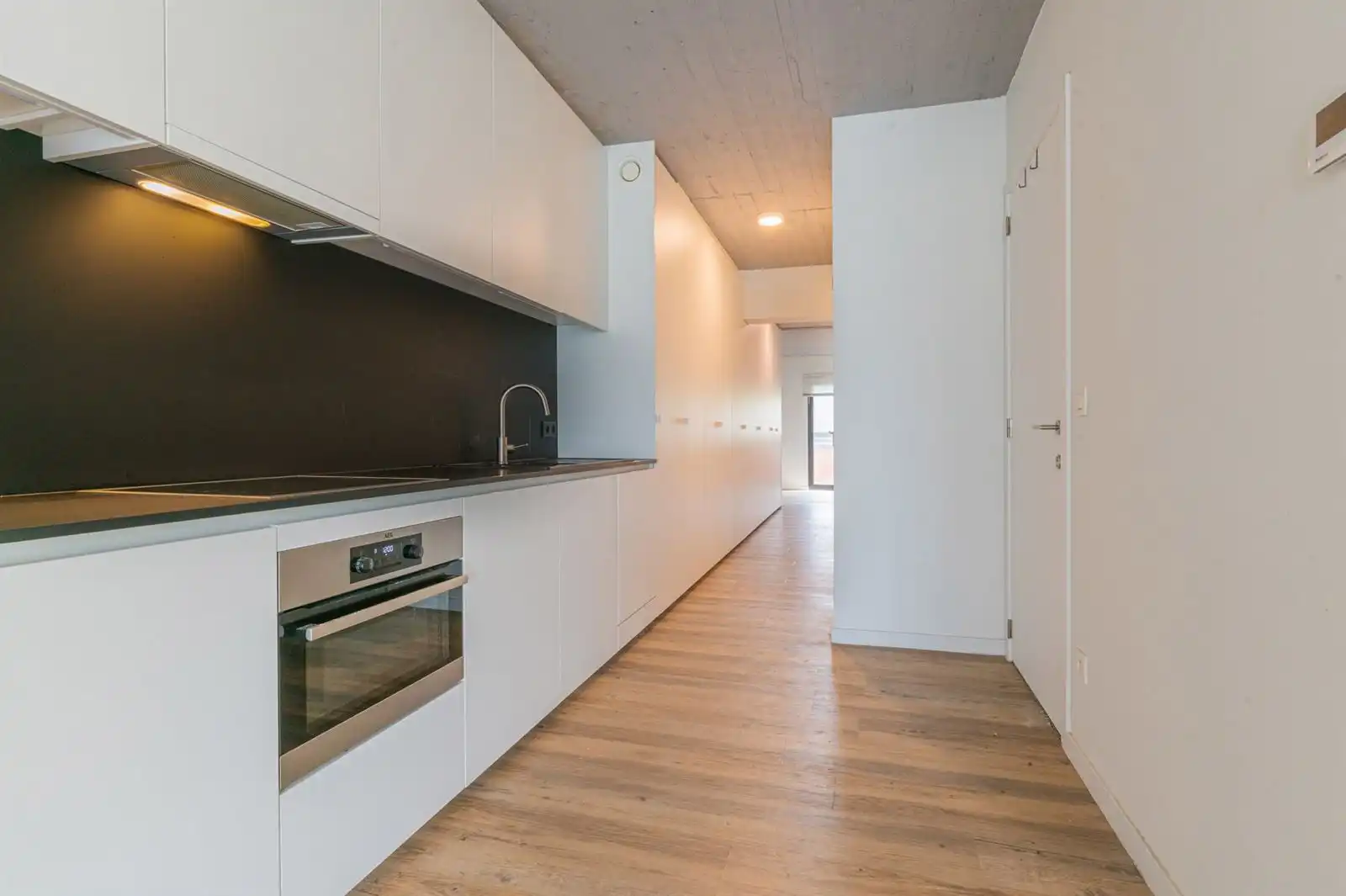 Nieuwbouwappartement te huur in centrum Zottegem foto 6