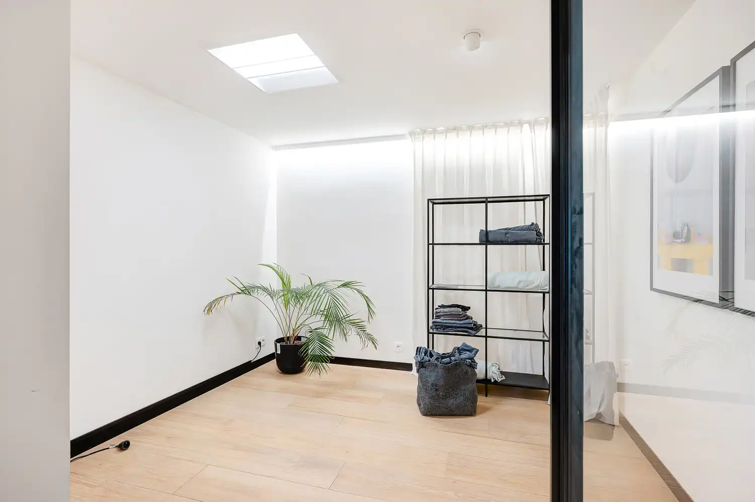 Handelsruimte op toplocatie in Heist - 185 m2 foto 16