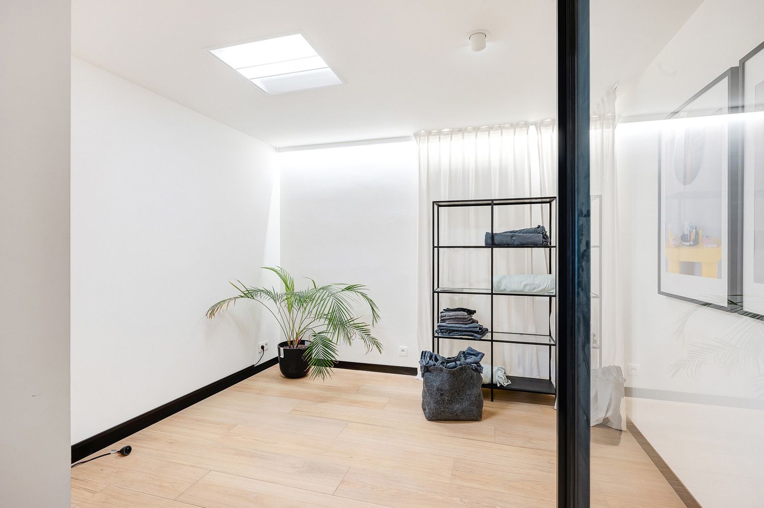 Handelsruimte op toplocatie in Heist - 185 m2 foto 16