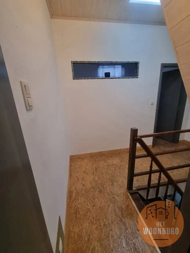 Rijwoning met 1 slaapkamer en zolderkamer foto 8