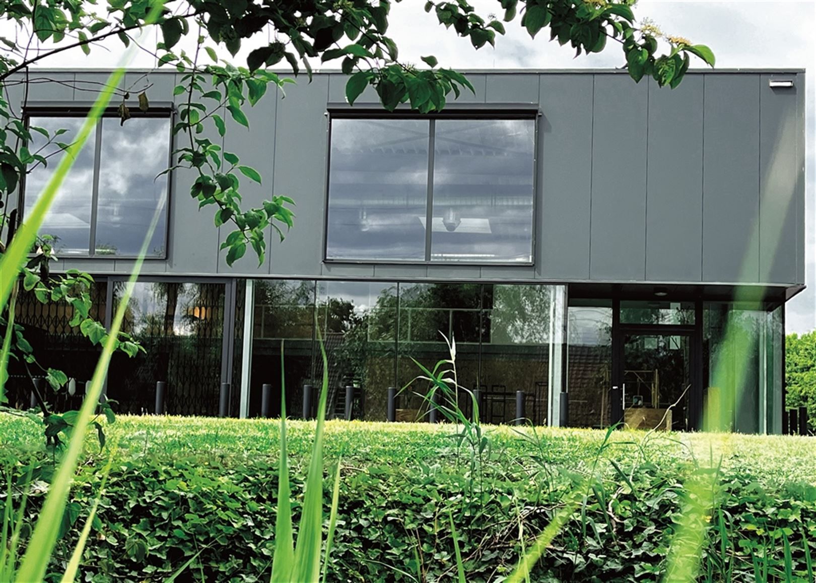 Kantoorgebouw foto 3