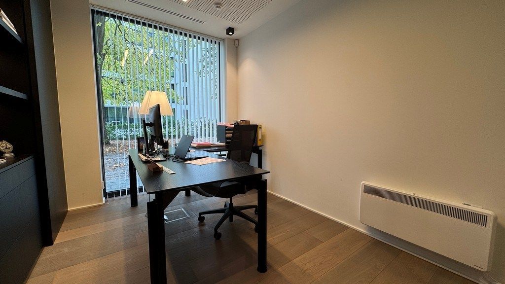 Stijlvol afgewerkt kantoor te koop aan de Sterre in Gent foto 13