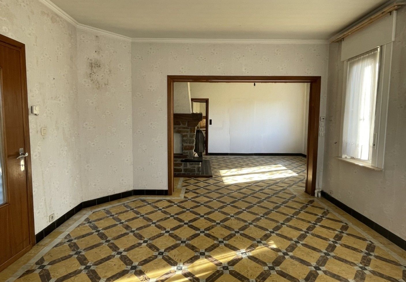 Ruime, te renoveren woning met veel potentieel op 10a14ca foto 5