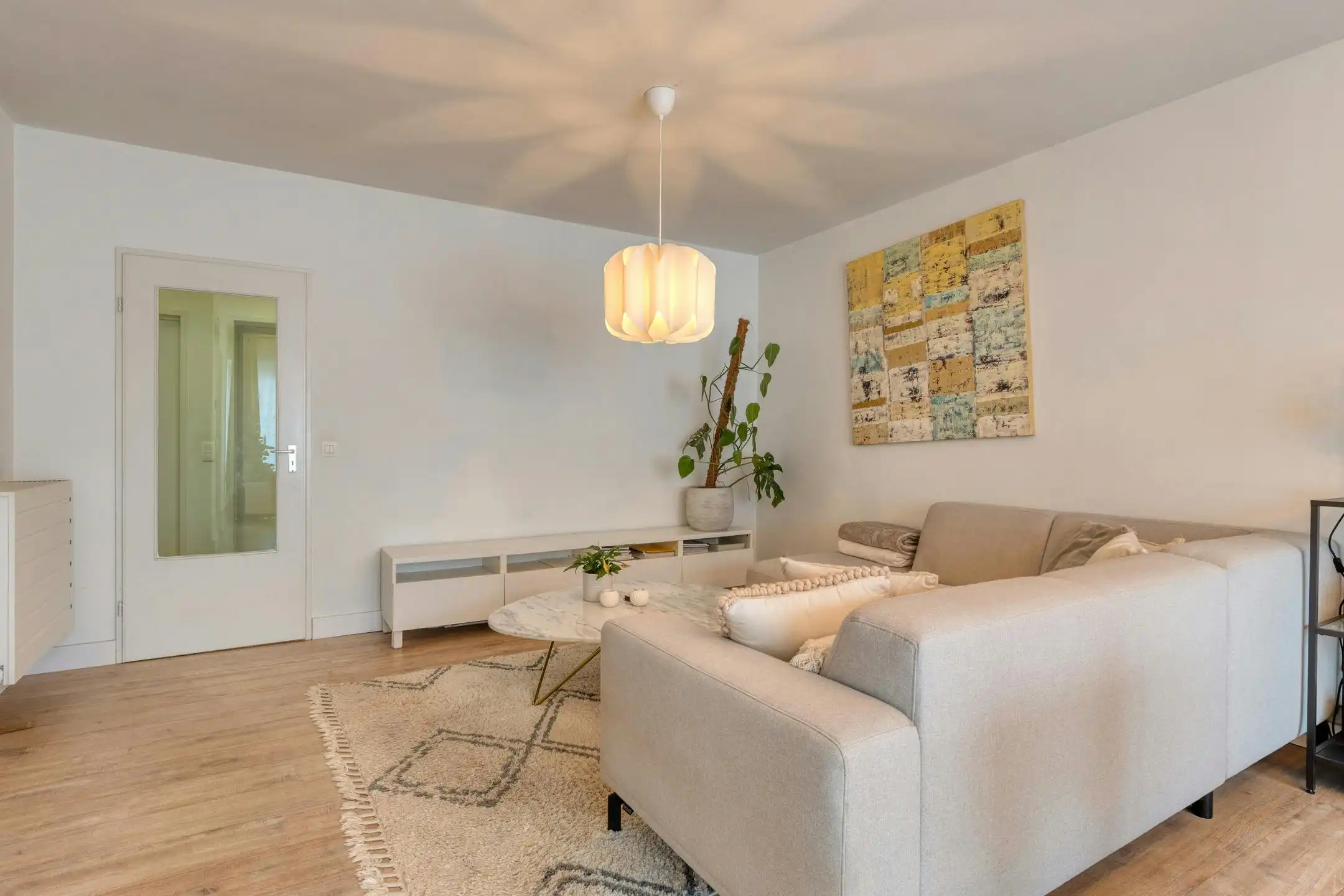 Gelijkvloers appartement met ZW-tuin en garage te koop foto 5