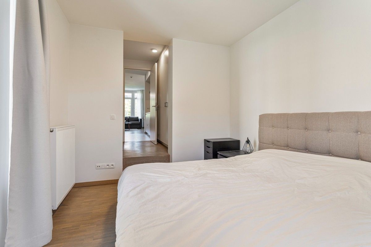 Vernieuwd 1-slaapkamerappartement aan het Sint-Pietersstation foto 12