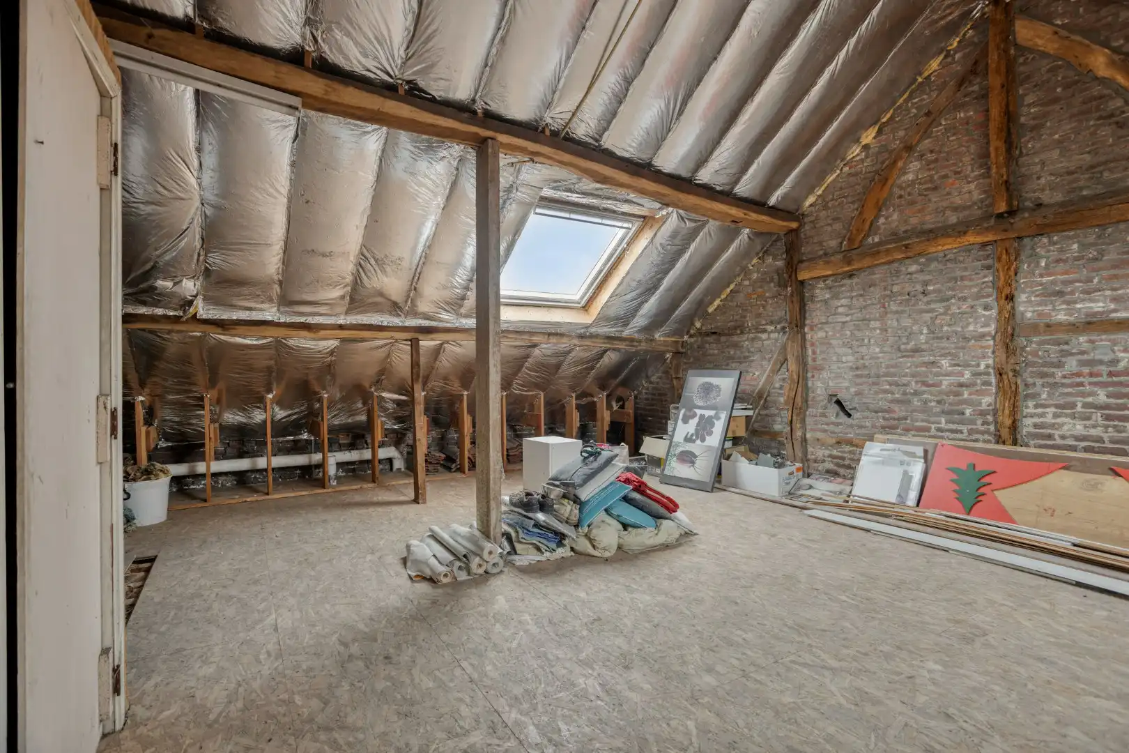 Gebouw met winkel-/kantoorruimte en ruim appartement met dakterras foto 28