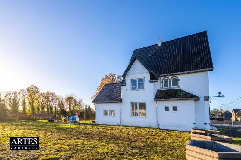 Charmante woning met 3 slaapkamers foto 3