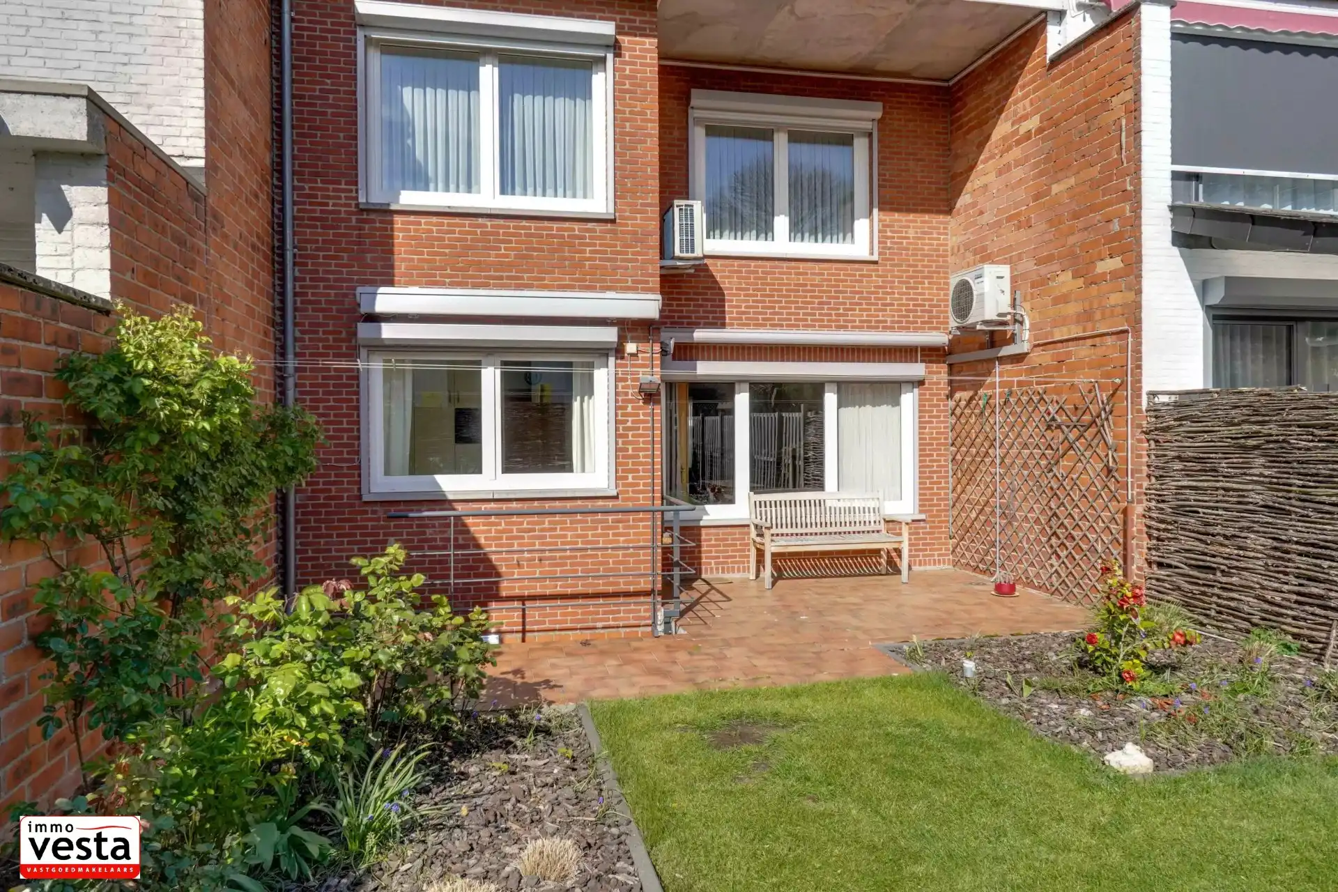 Ruime gezinswoning met 4 slaapkamers foto 24